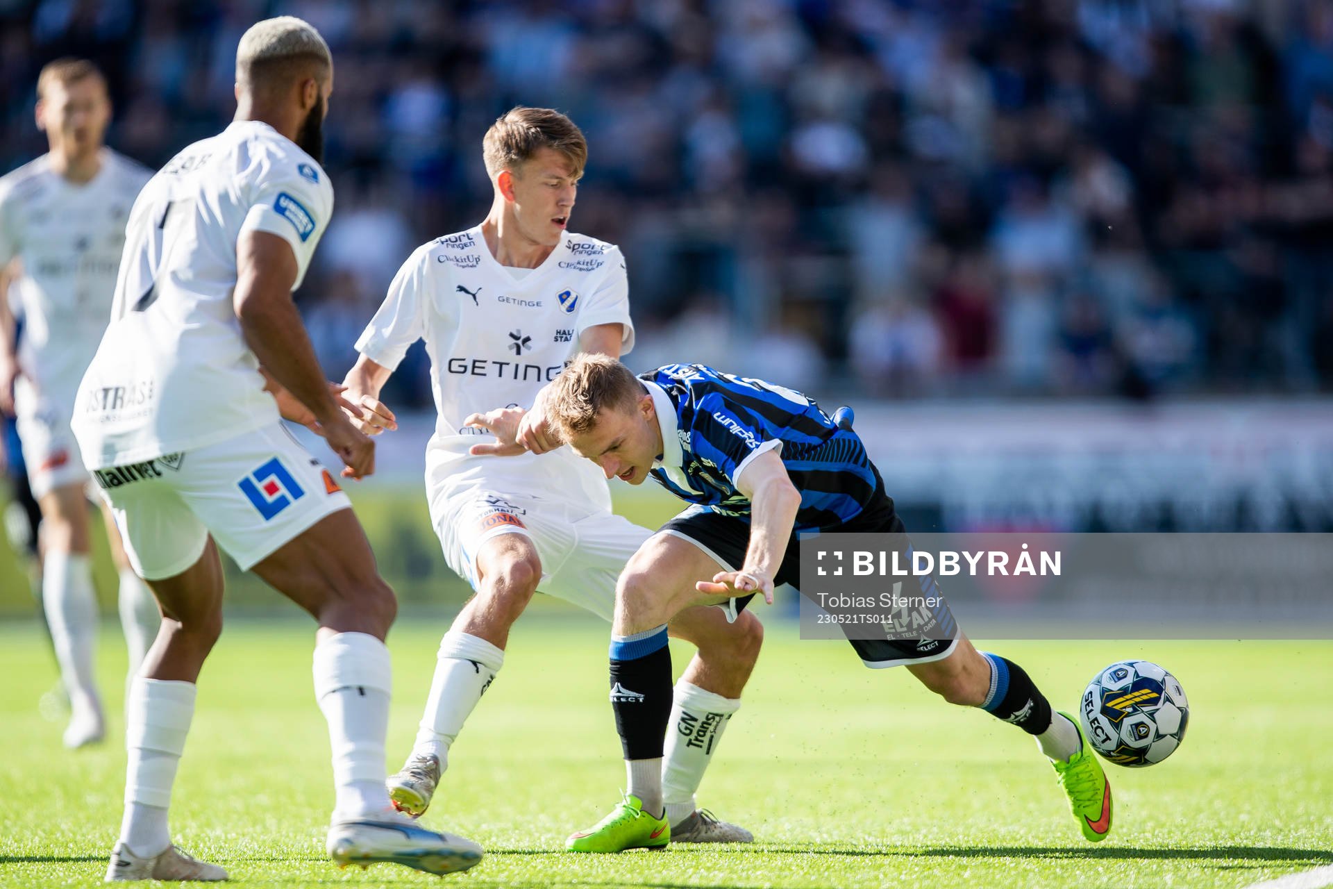 Halmstads Kazper Karlsson och Sirius Magnus Kaastrup
