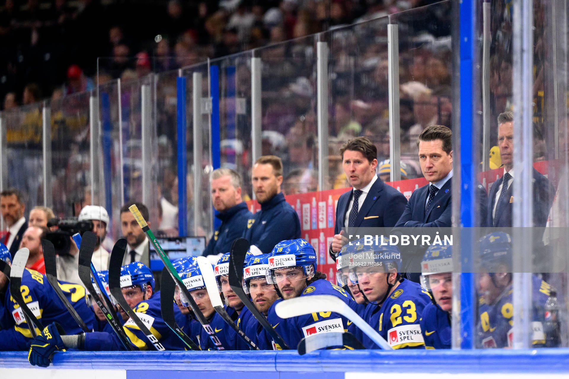 Assistant coach Stefan Klockare and head coach Sam Hallam