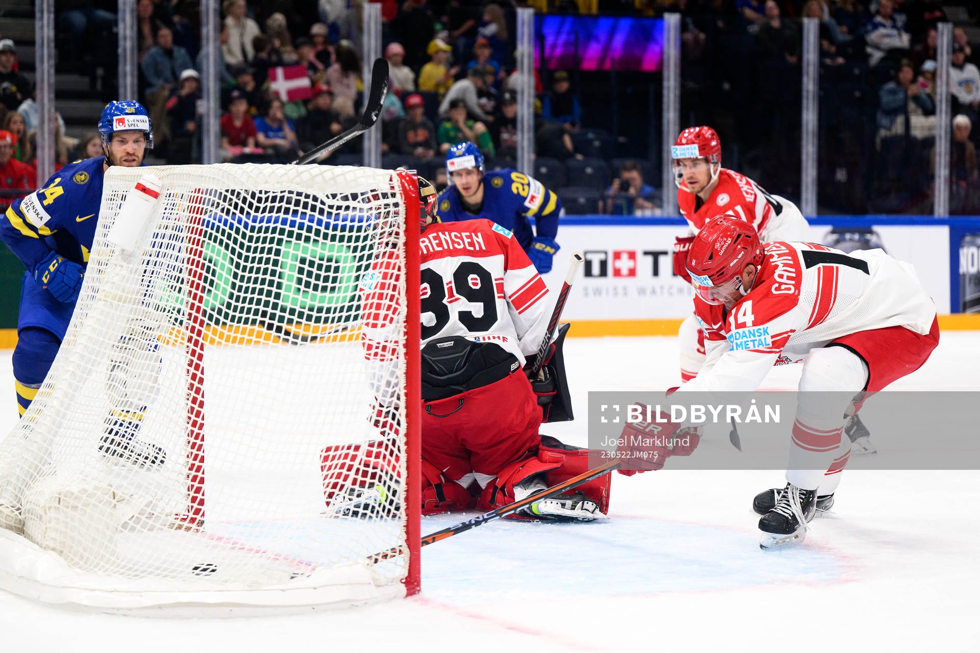 goaltender George Sørensen and Jacob Gammelgaard as André