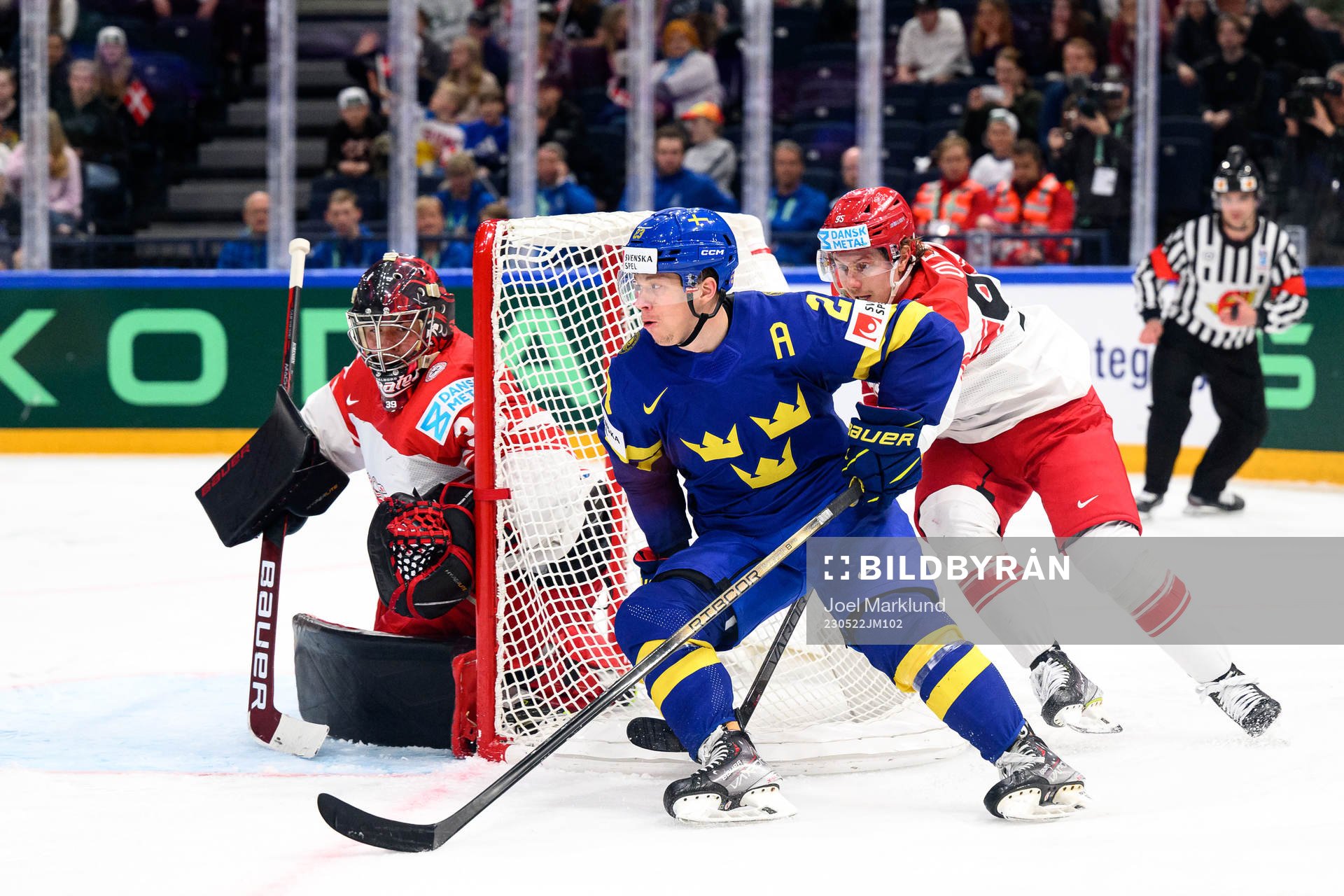 Goaltender George Sørensen and Nick Olesen of Denmark