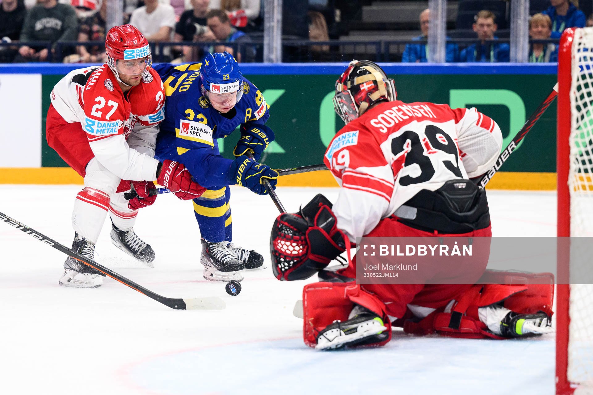 Anders Krogsgaard of Denmark and Lucas Raymond of Sweden