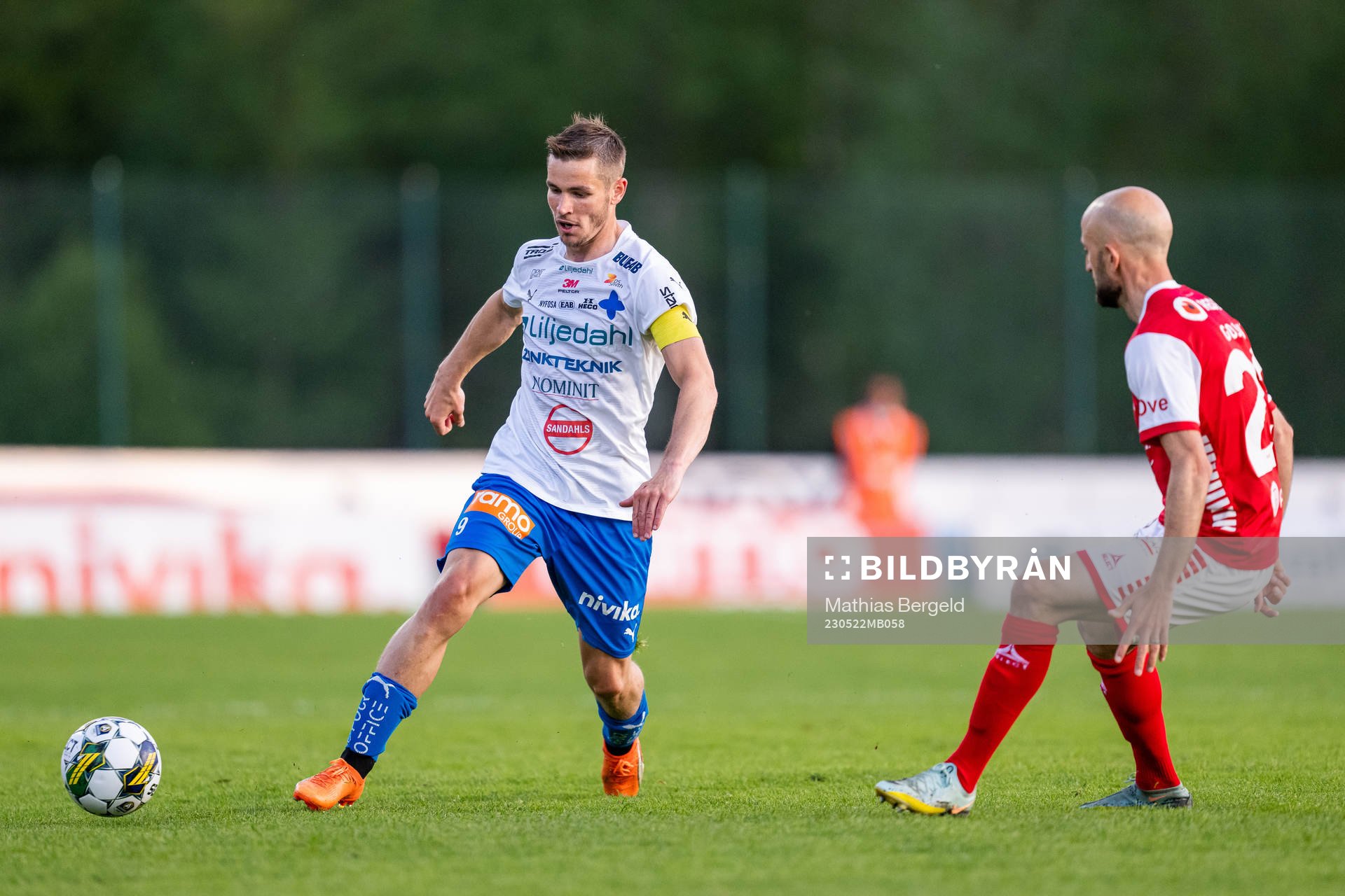 Värnamos Oscar Johansson och Kalmars Robert Gojani