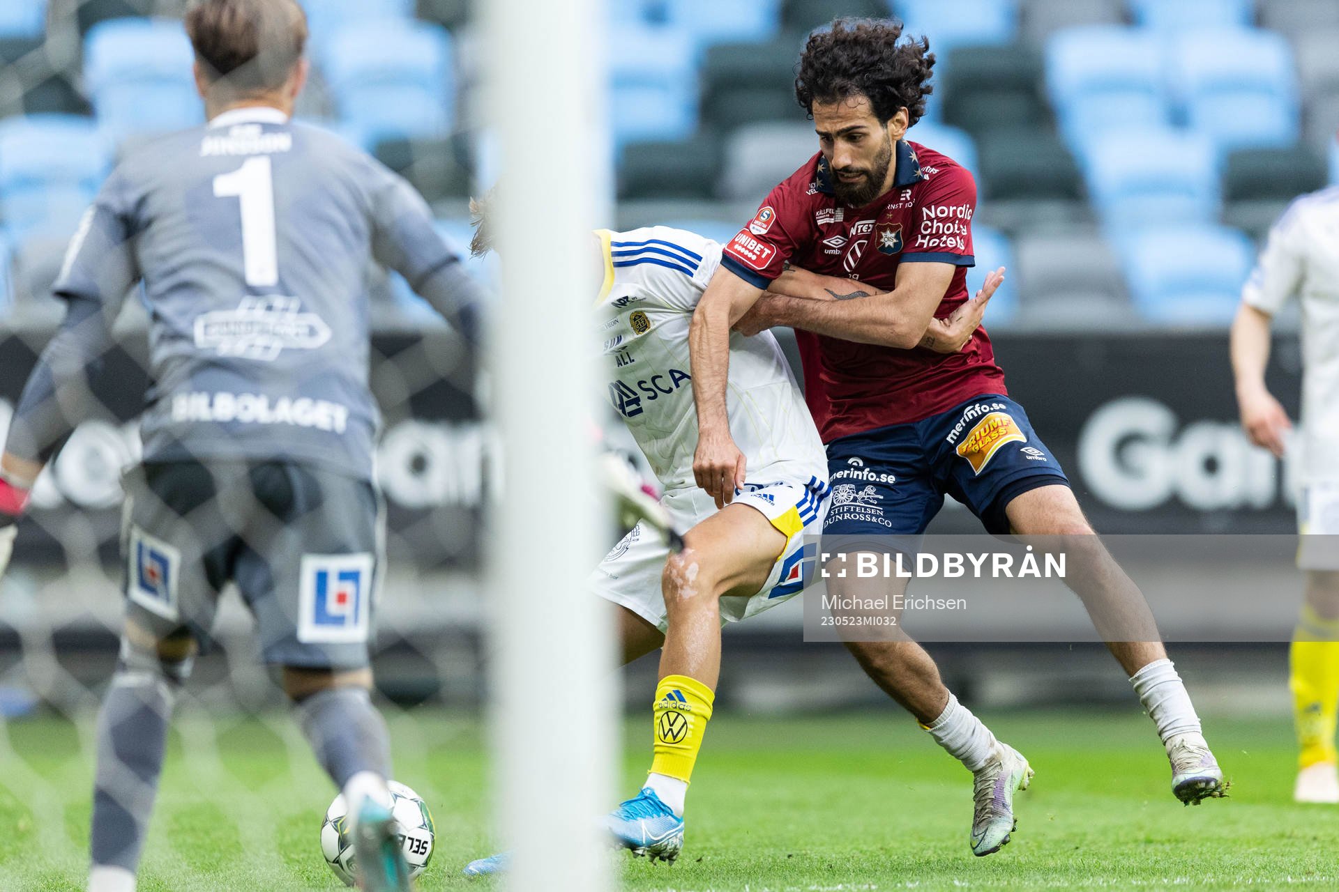 GIF Sundsvalls Ludvig Nåvik och Örgrytes Hady Saleh Karim