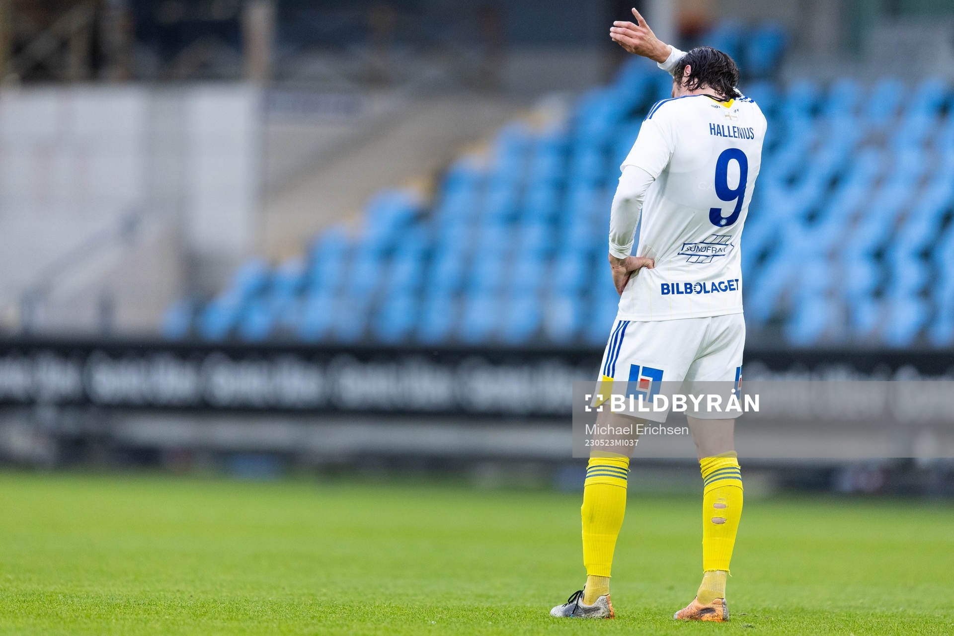 GIF Sundsvalls Linus Hallenius deppar