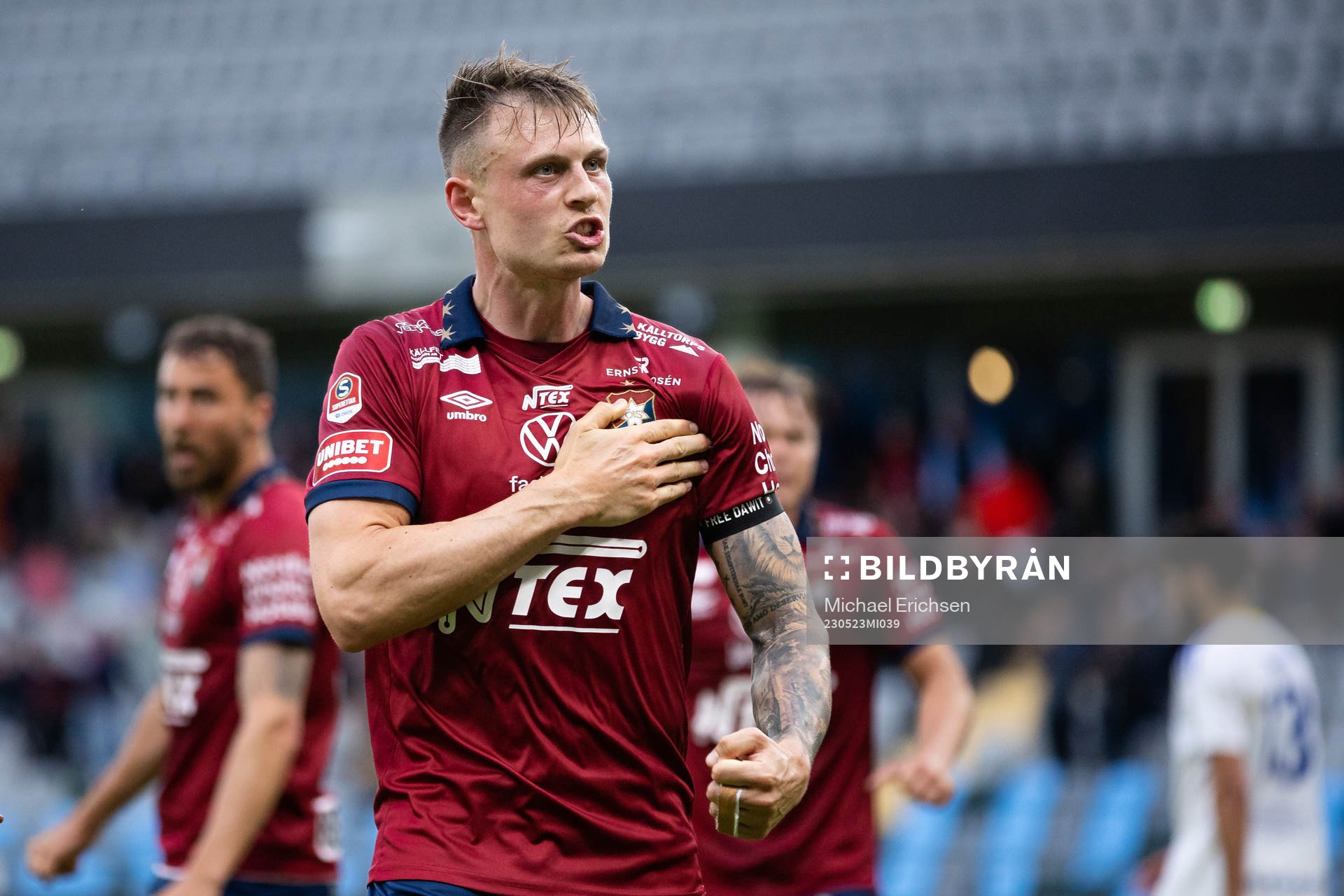 Örgrytes Marcus Haglind Sangre jublar