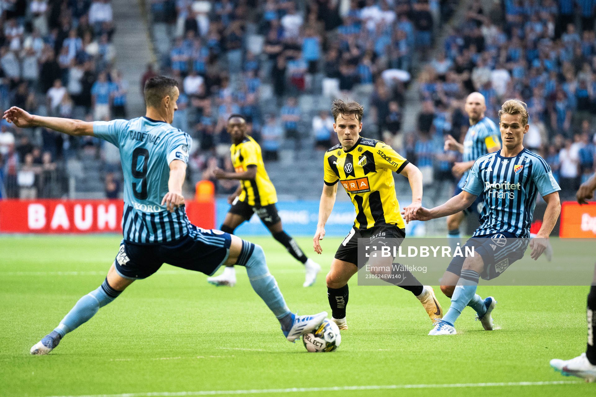 Djurgårdens Haris Radetinac och Hampus Finndell mot