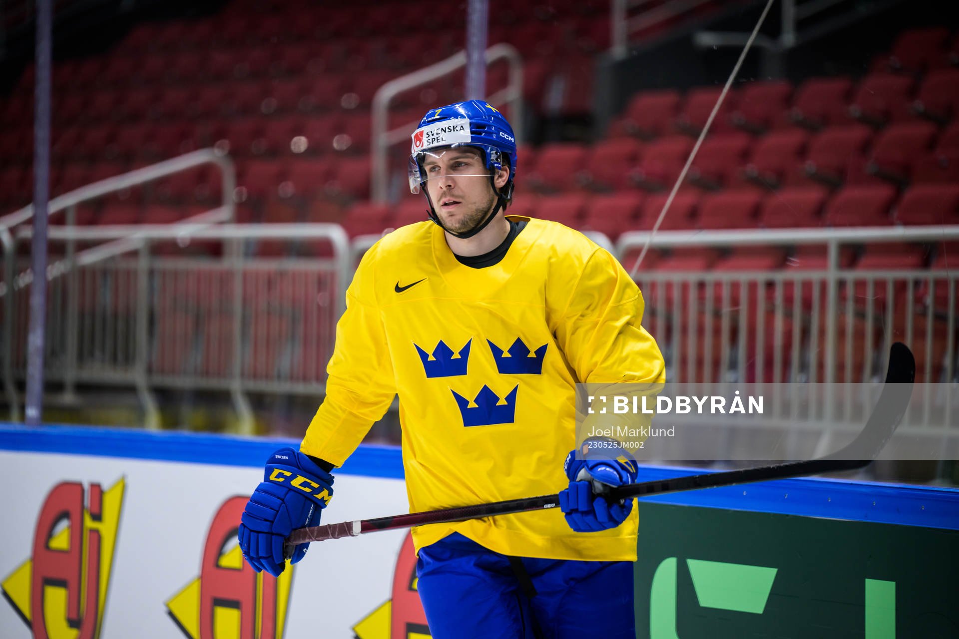 Henrik Tömmernes of Sweden at a practice session