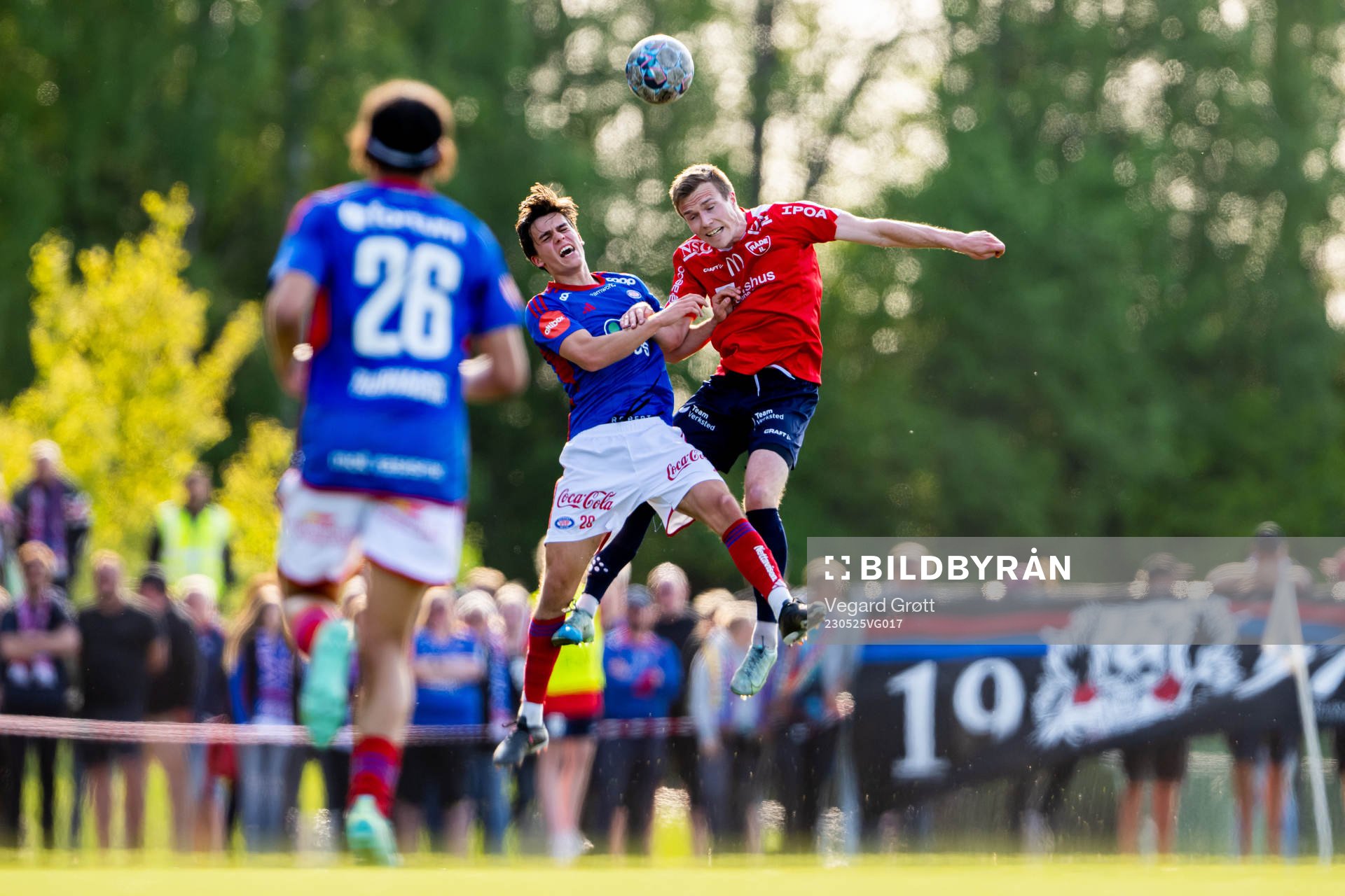 Magnus Bech Riisnæs of Vålerenga and Simen Kind Mikalsen