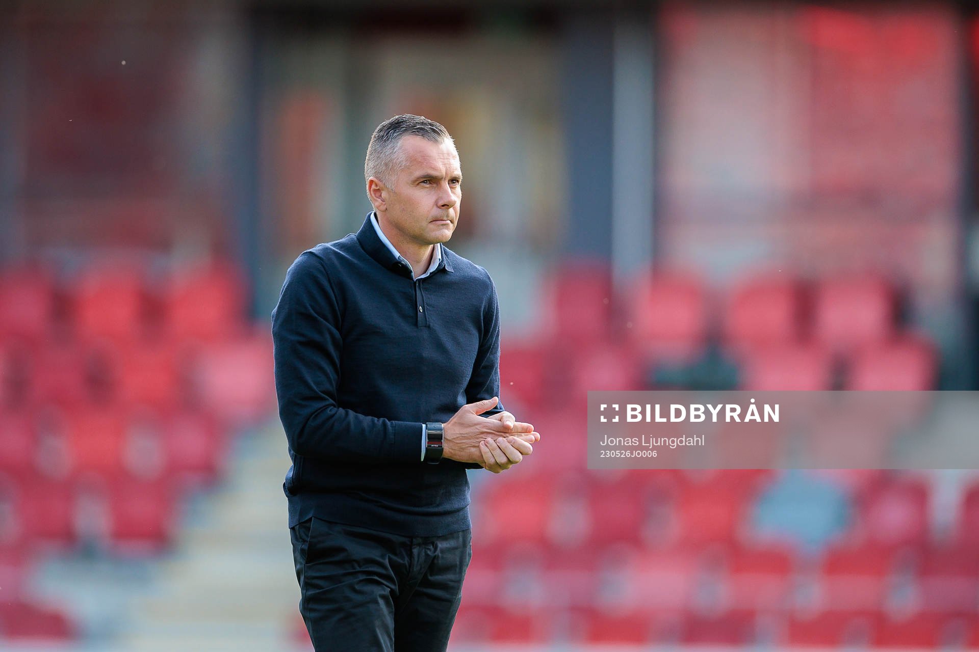 Östers tränare Srdjan Tufegdzic före fotbollsmatchen i
