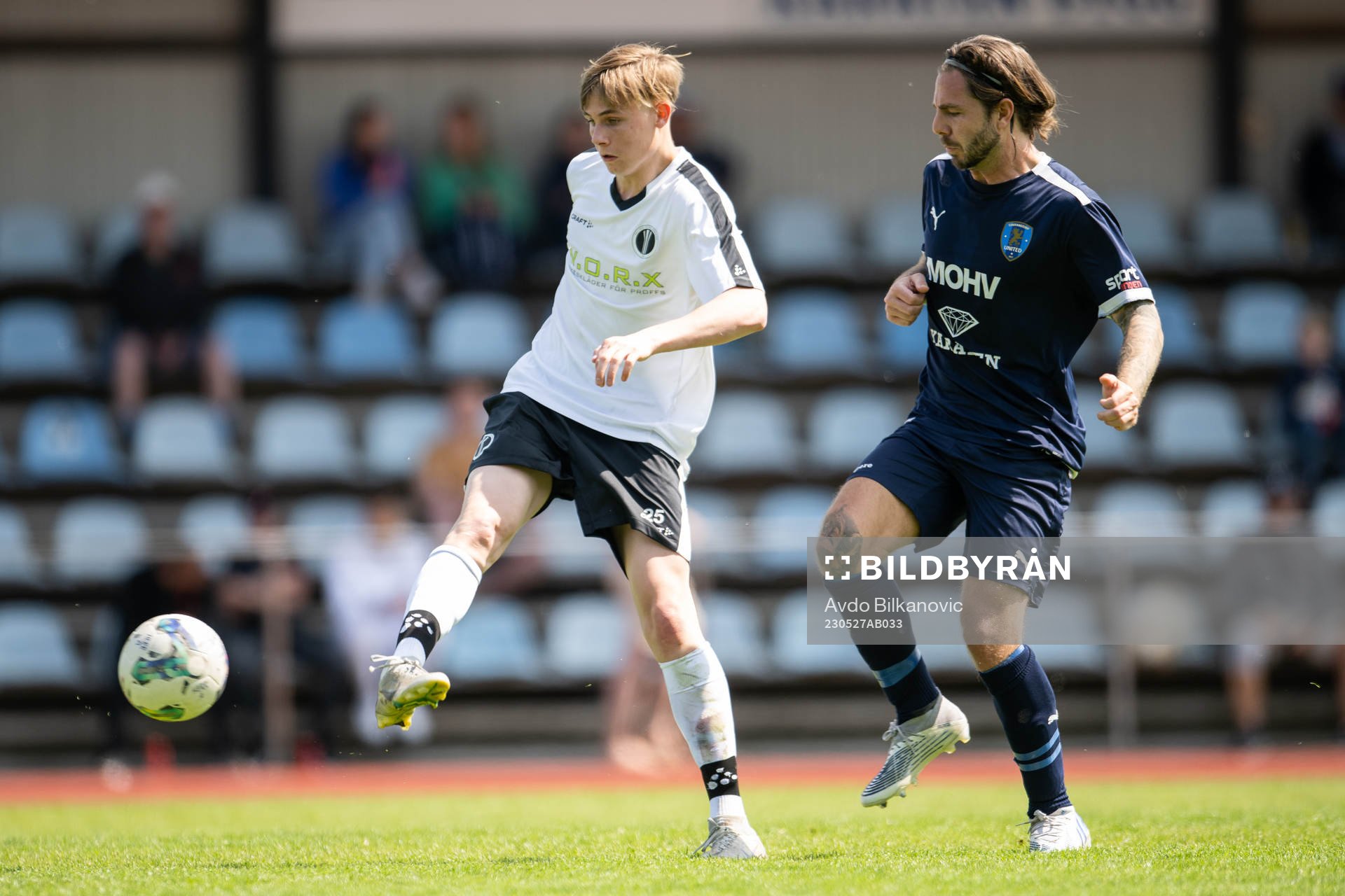 Staffanstorps Robin Fors och Vellinge Alexander Hellström