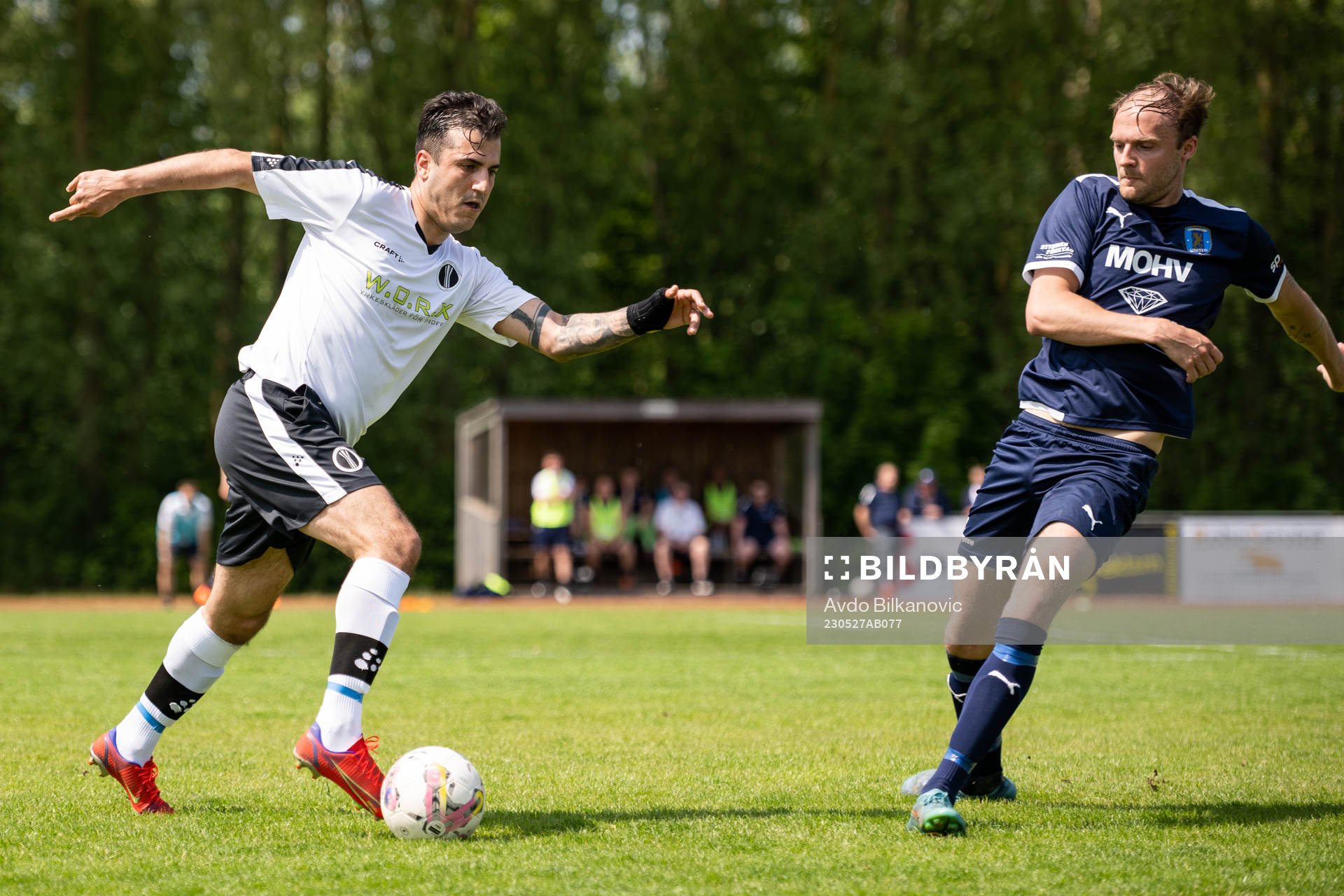 Vellinge Jeton Krasniqi och Staffanstorps Pontus Gressmann