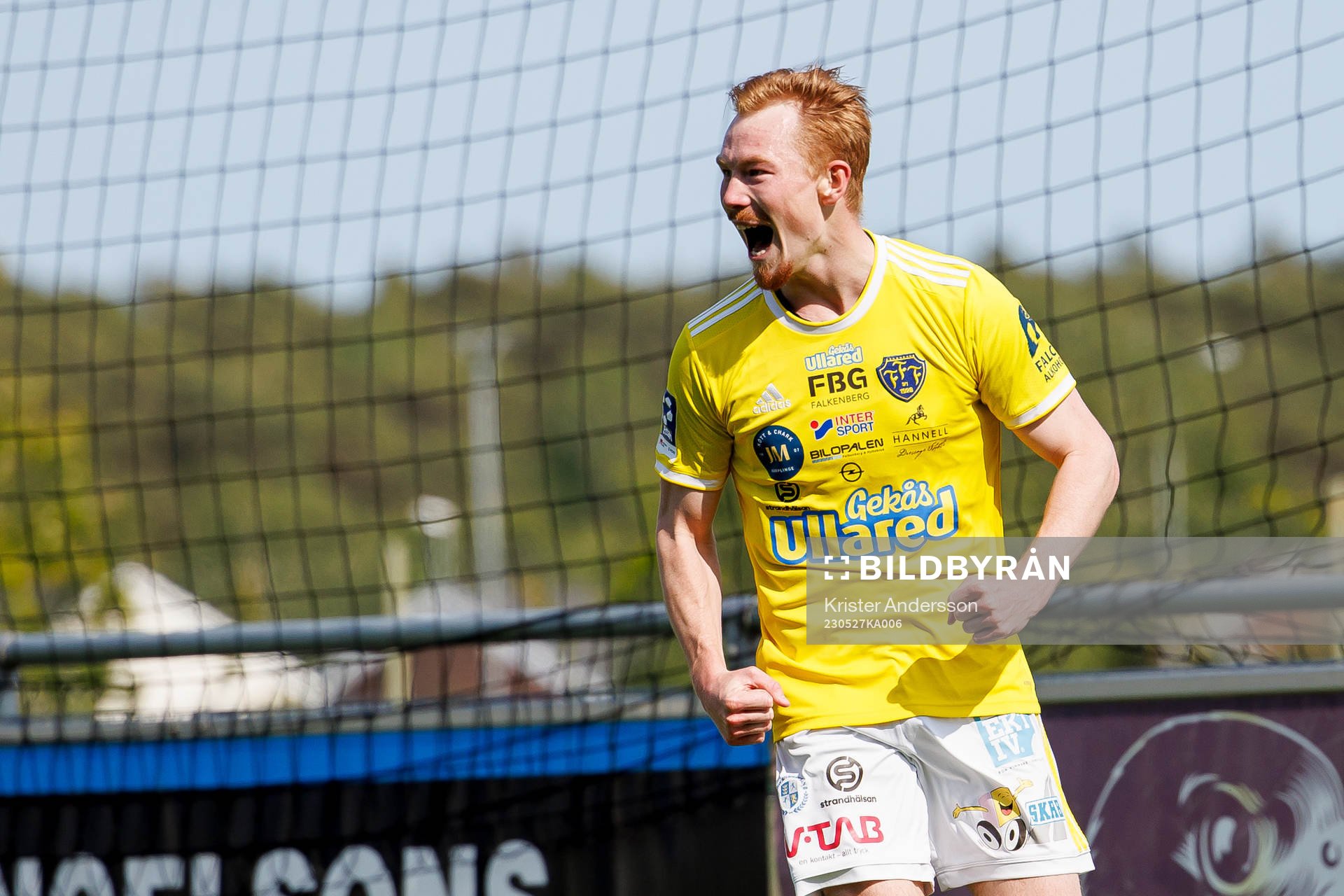 under fotbollsmatchen i Ettan södra mellan Falkenberg och