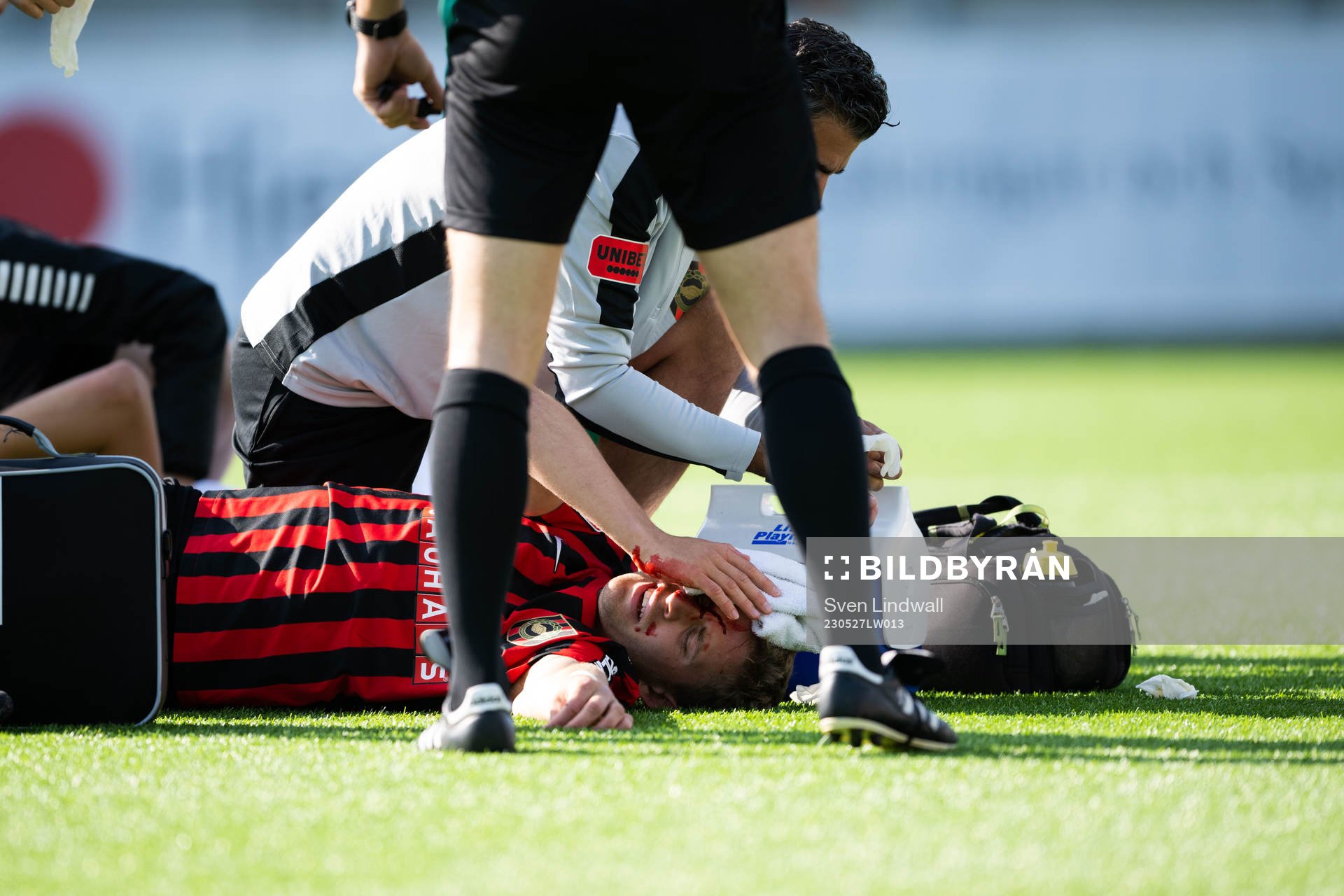 Brommapojkarnas Ludvig Fritzson har ont och får vård