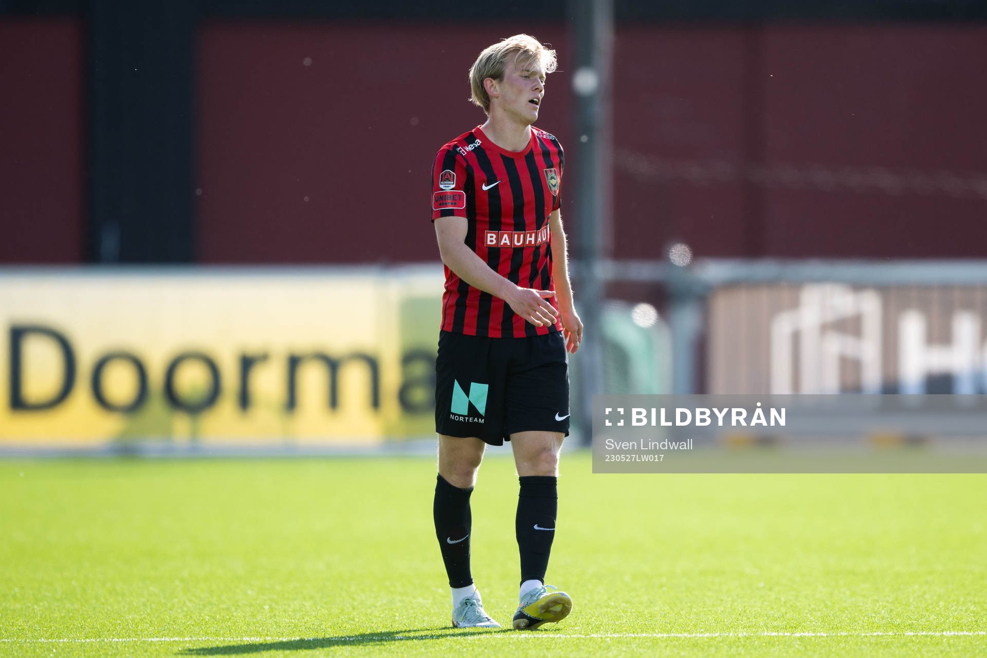 Brommapojkarnas Alexander Jensen deppar