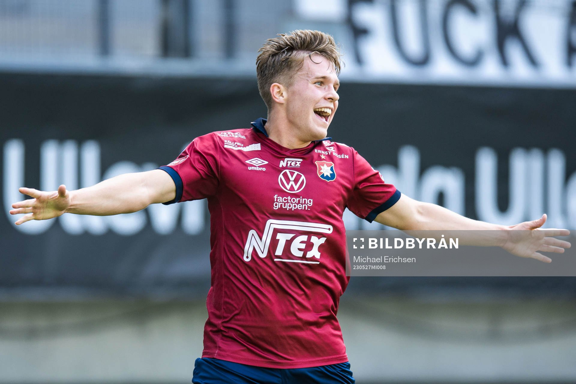 Örgrytes Isak Dahlqvist jublar