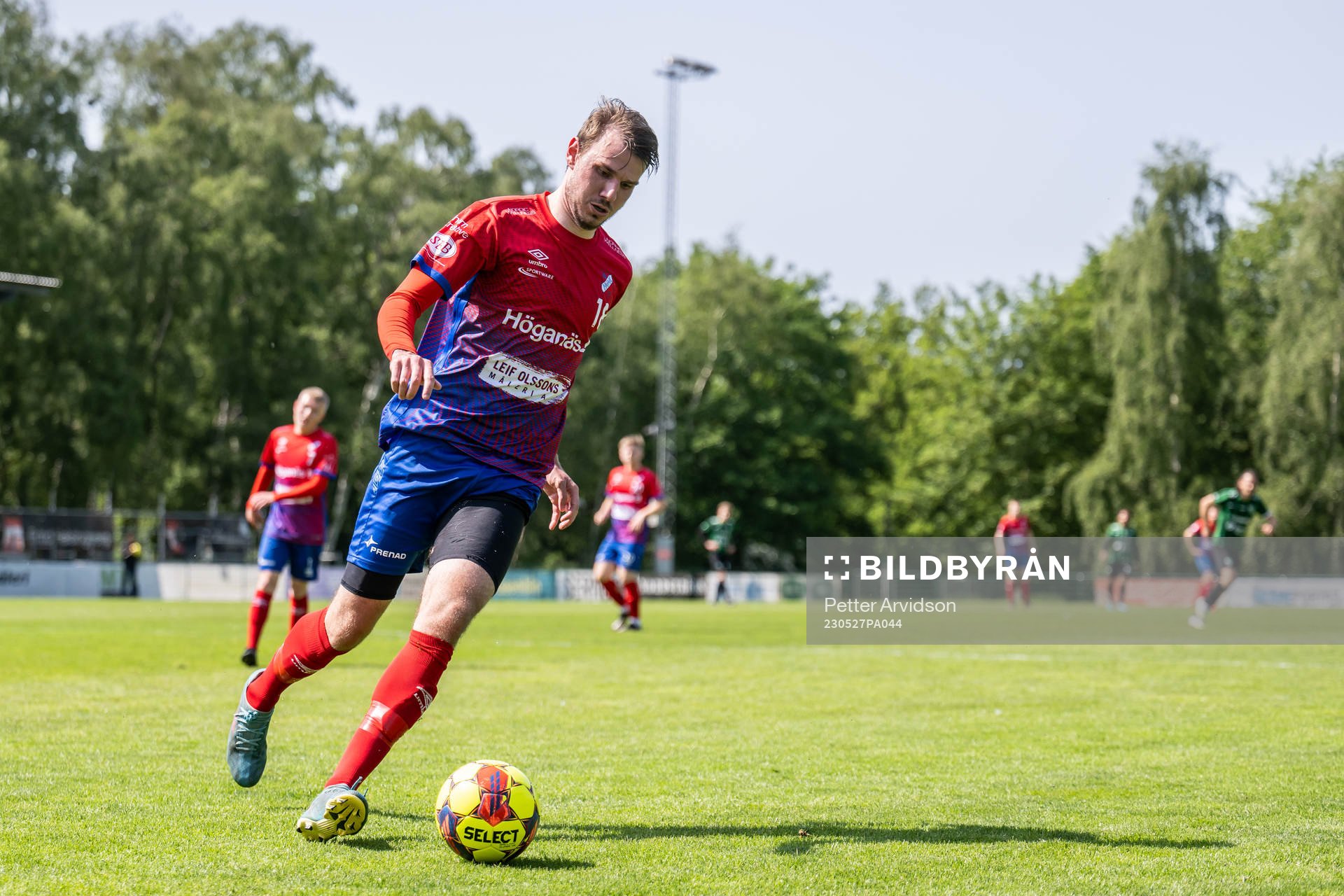 Höganäs Mattias Andersson under fotbollsmatchen i Division 3 Sydvästra Götaland mellan Högaborg och Höganäs den 27 maj 2023 i Helsingborg.
