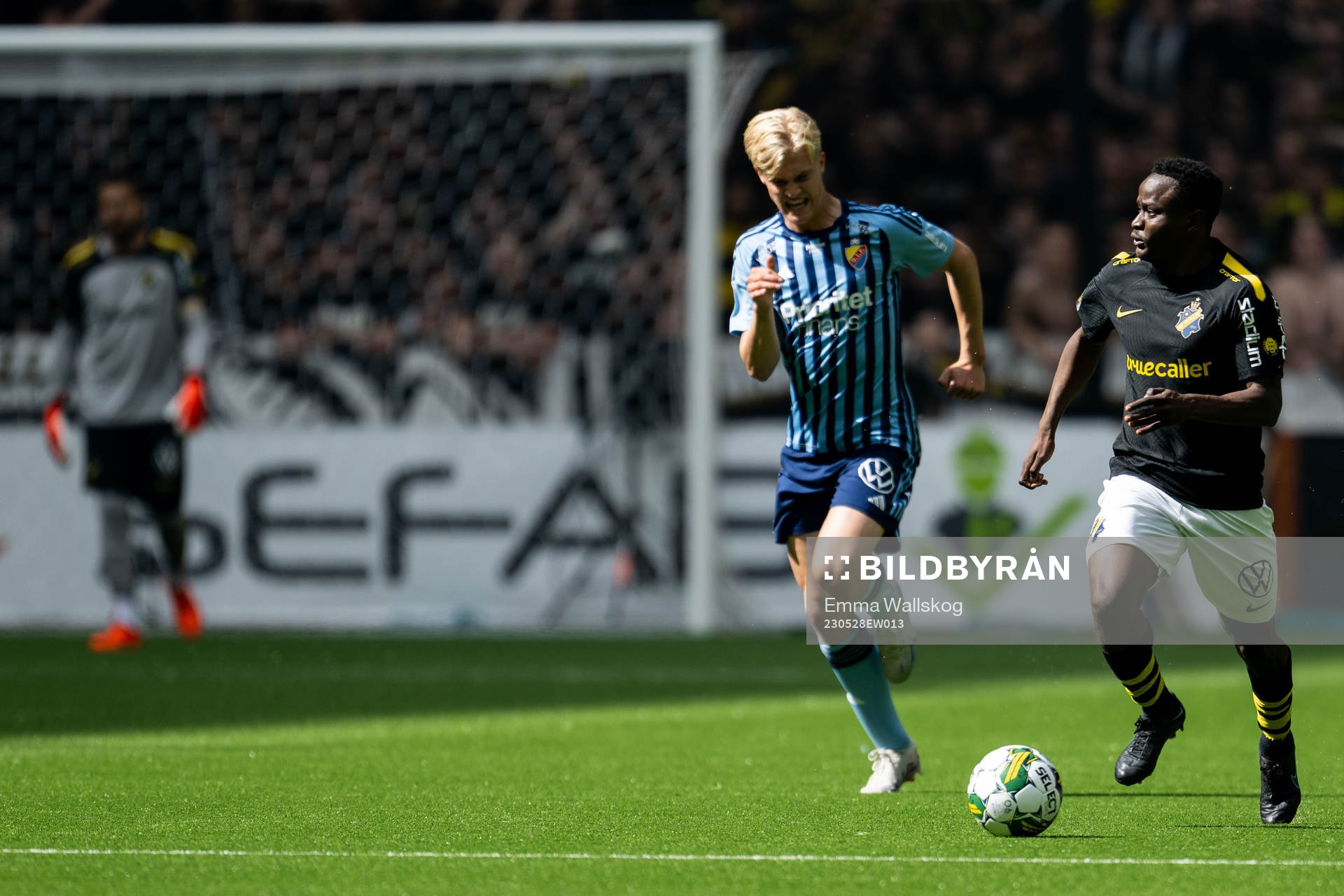 Djurgårdens Lucas Bergvall och AIKs Erick Otieno