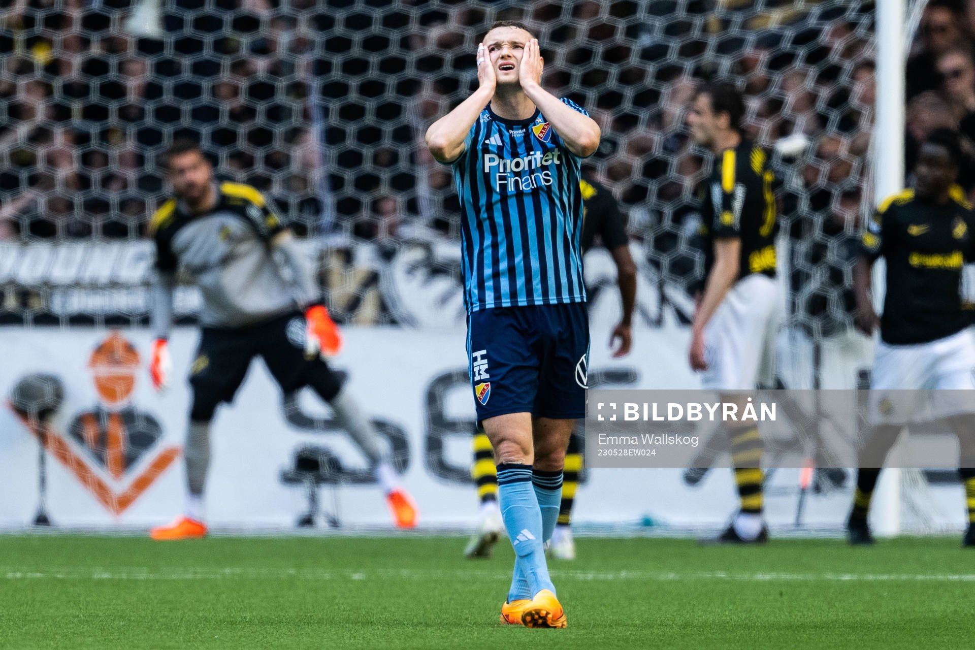 Djurgårdens Piotr Johansson deppar