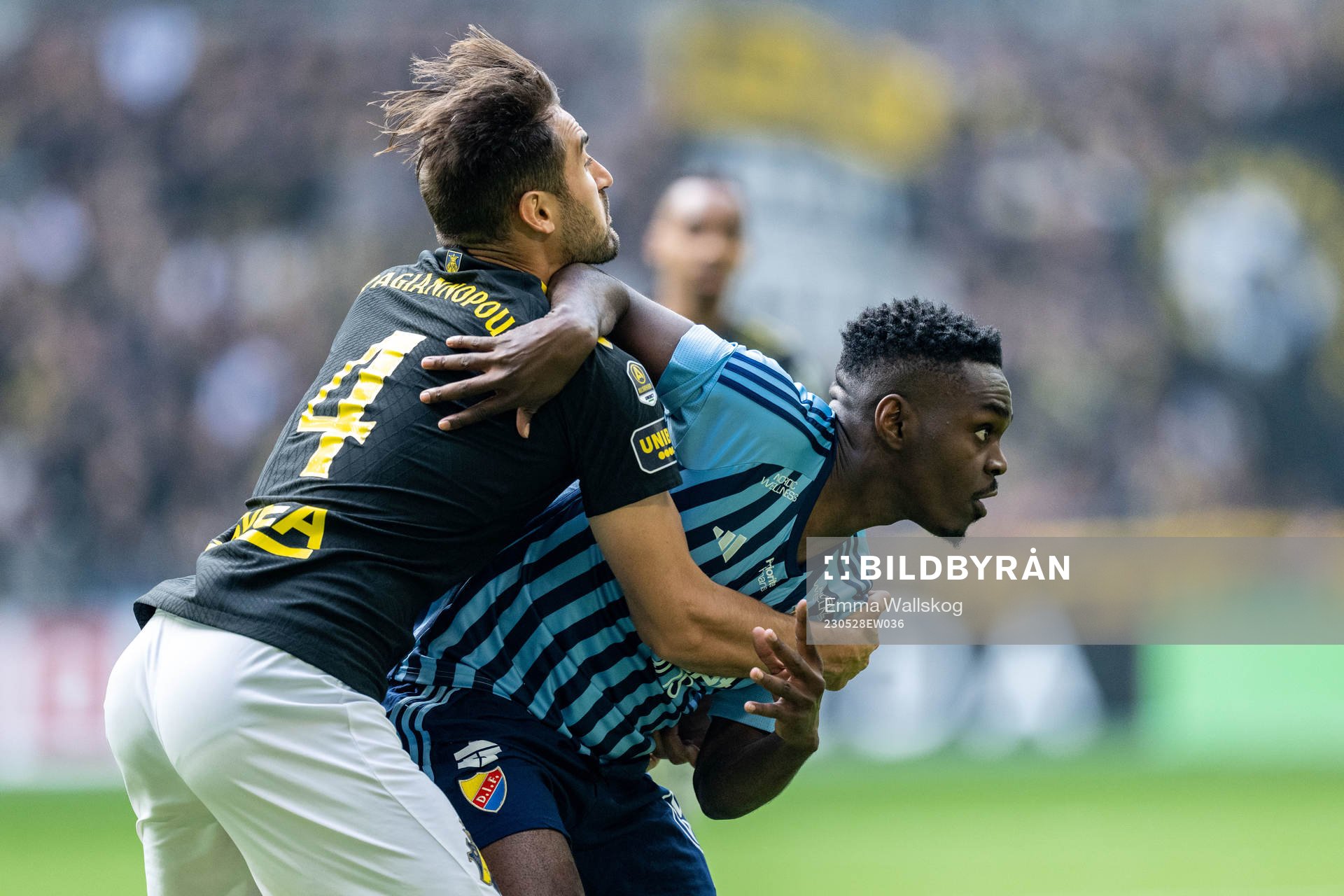 AIKs Sotirios Papagiannopoulos och Djurgårdens Joel Asoro