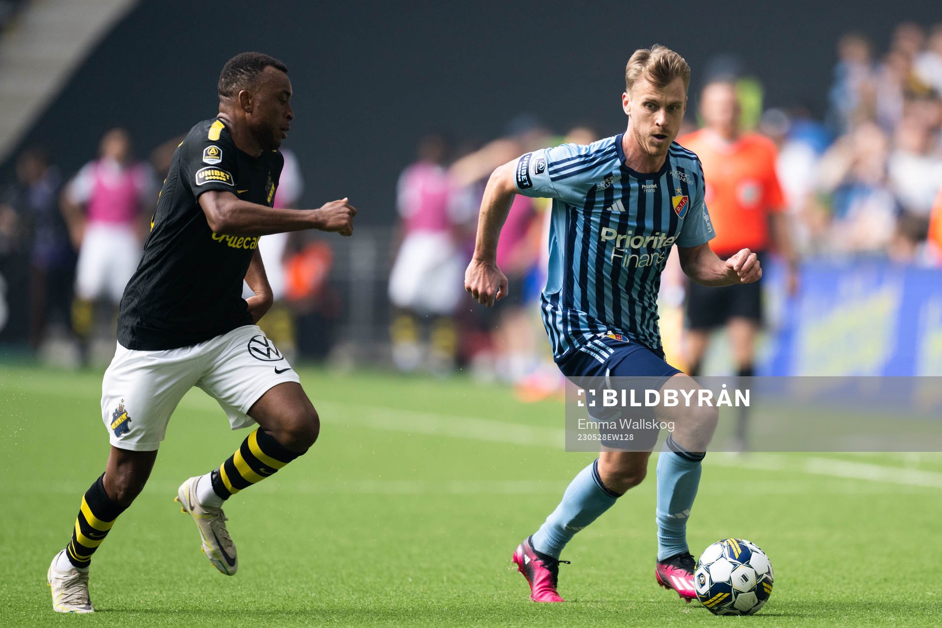 AIKs Abdussalam Magashy och Djurgårdens Rasmus Schuller