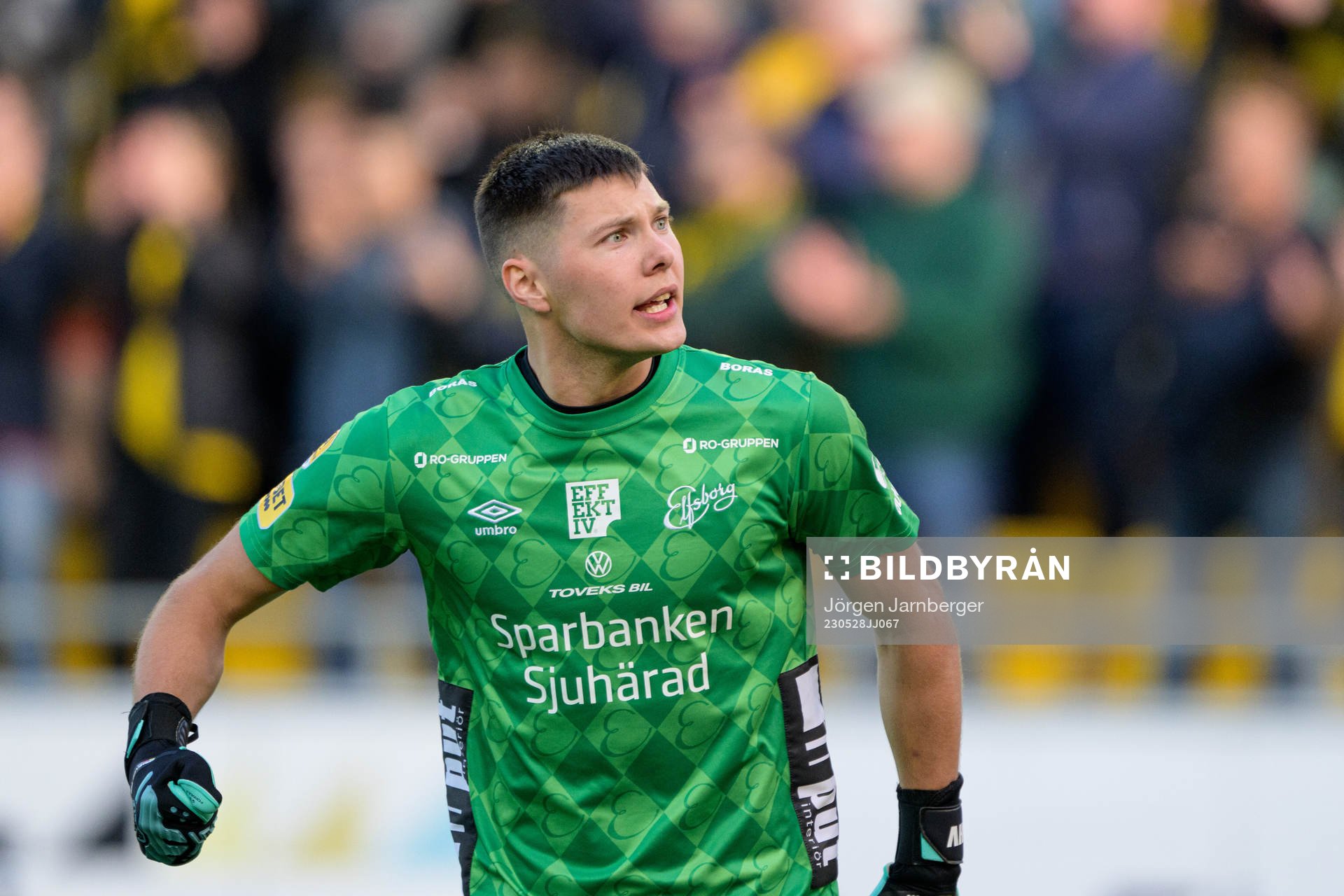 Elfsborgs målvakt Hakon Valdimarsson jublar
