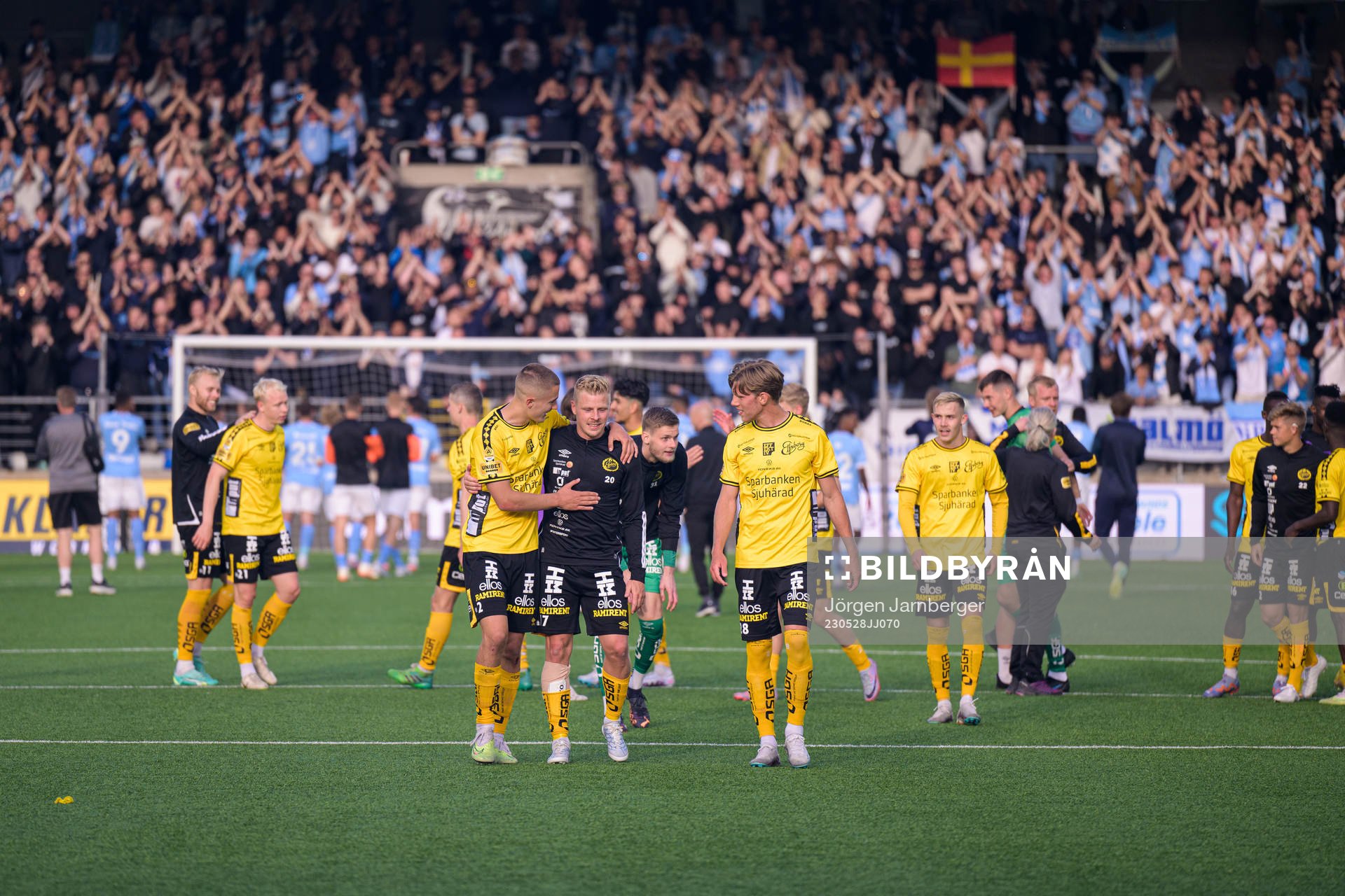 Elfsborgs spelare jublar