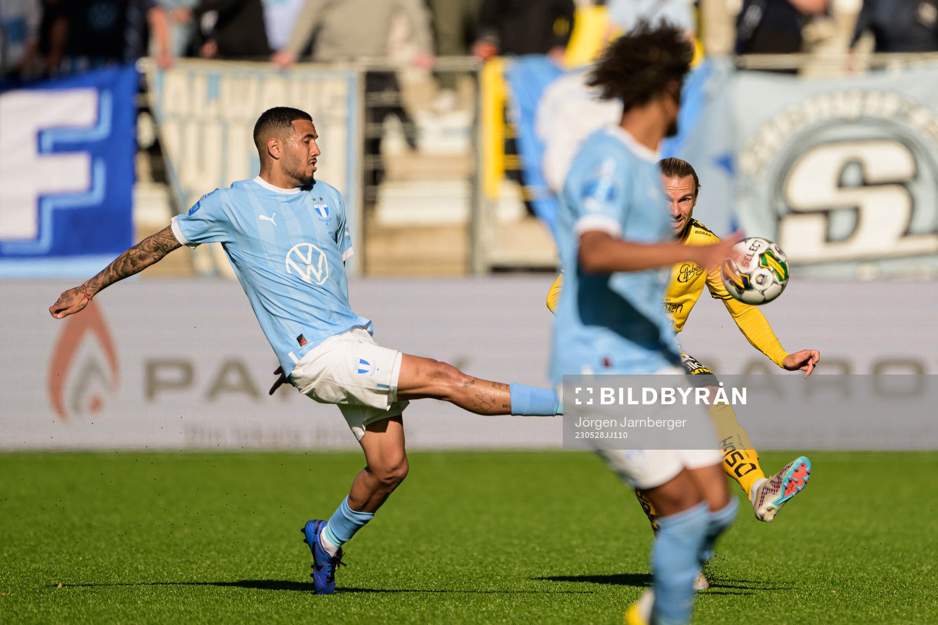 Malmö FFs Sergio Pena och Elfsborgs Niklas Hult