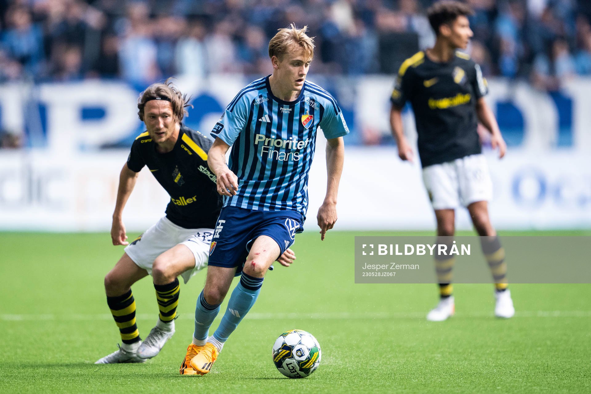 AIKs Axel Björnström och Djurgårdens Oskar Fallenius