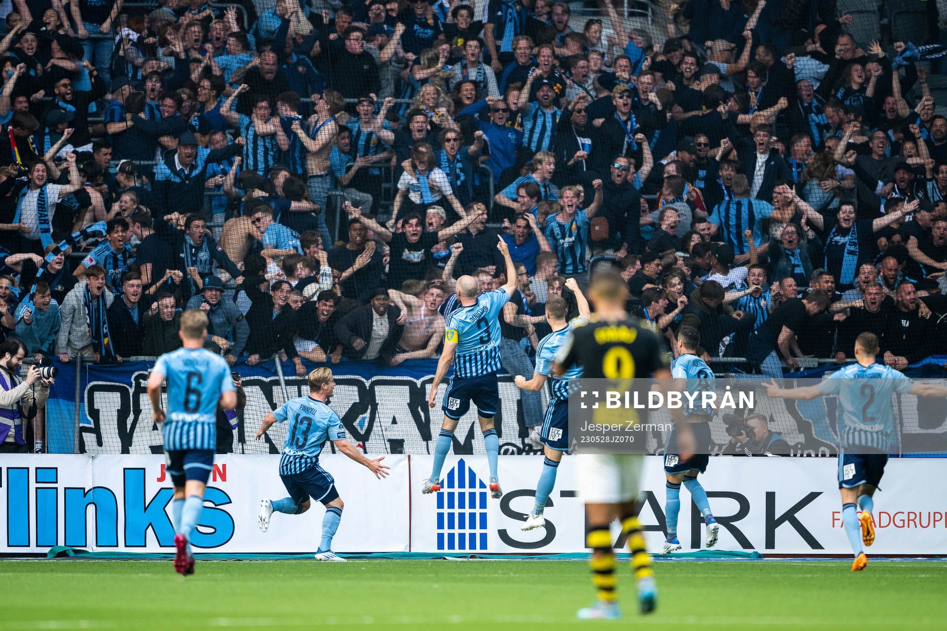 Djurgårdens Marcus Danielson jublar