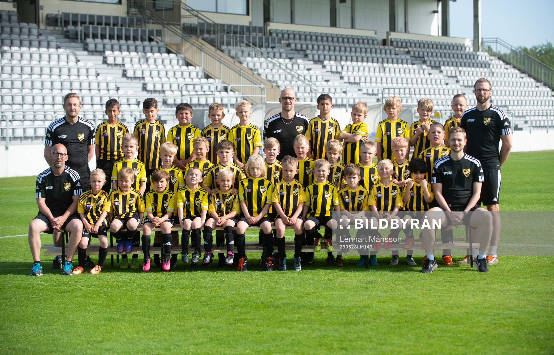 Lagbilder IFK Hässleholms ungdomslag i Hässleholm 28 maj