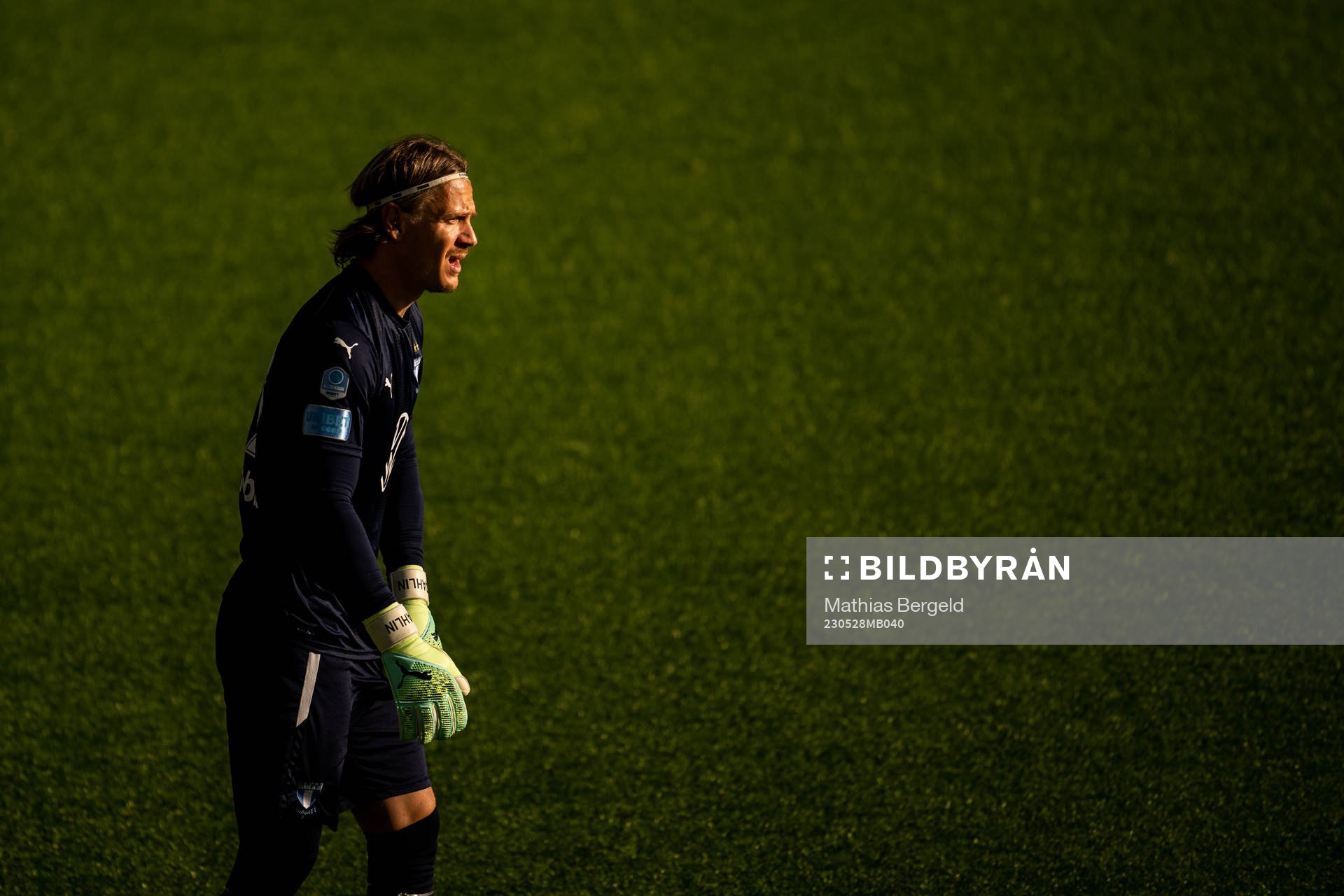 Malmö FFs målvakt Johan Dahlin deppar
