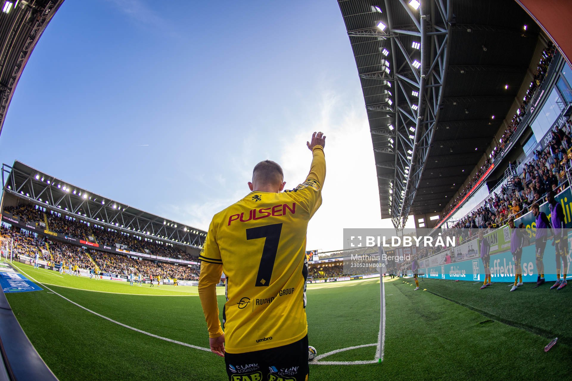 Elfsborgs Jacob Ondrejka slår en hörna