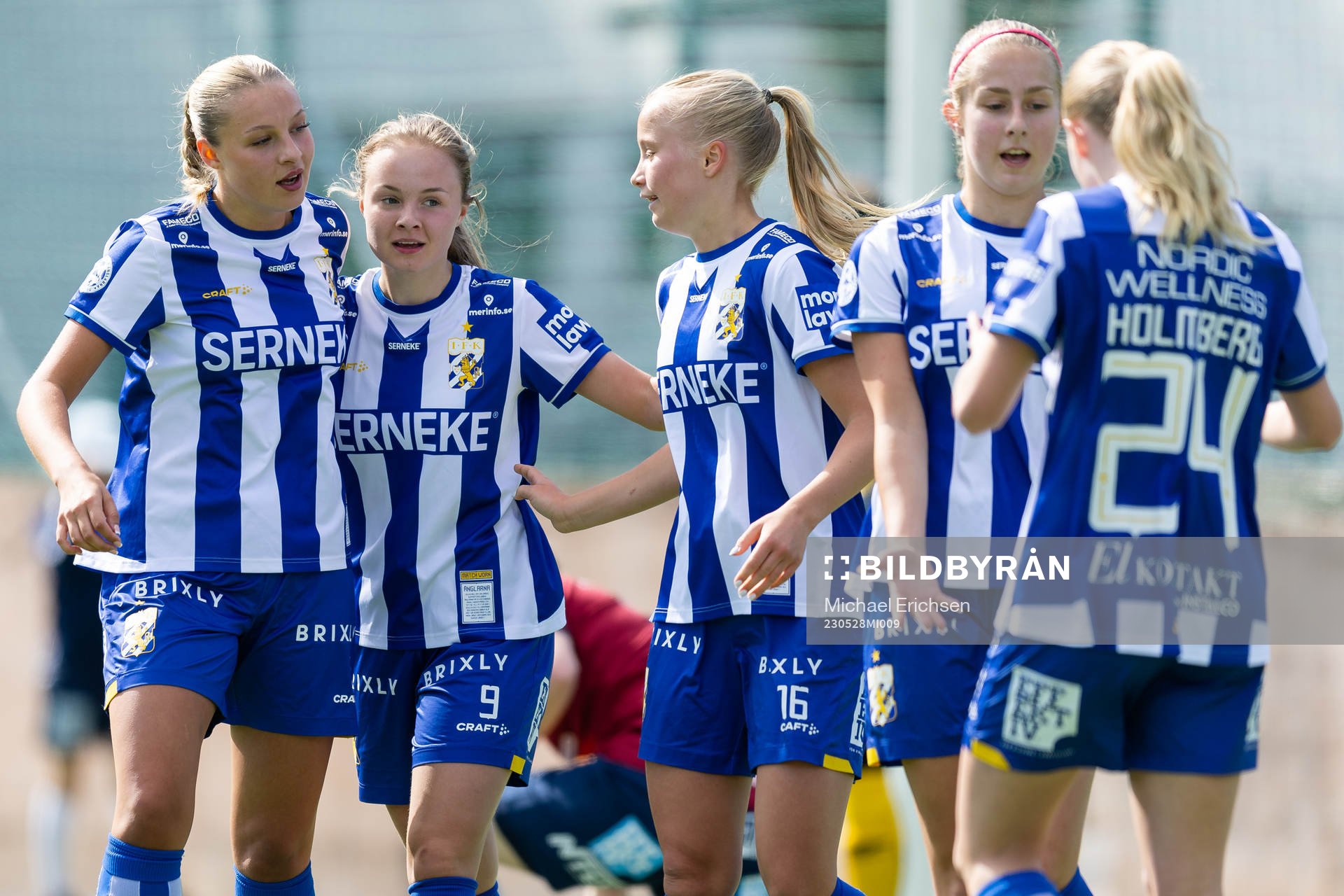 IFK Göteborgs Ida Kjellman jublar efter 1-1 under fotbollsmatchen i division 1 södra mellan Örgryte och IFK Göteborg den 28 maj 2023 i Göteborg.