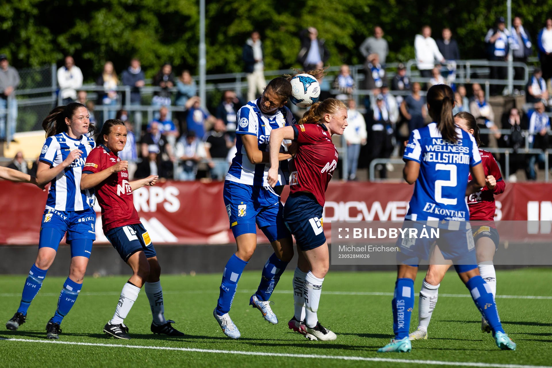 IFK Göteborgs Malva Larsson och Örgrytes Mathilda