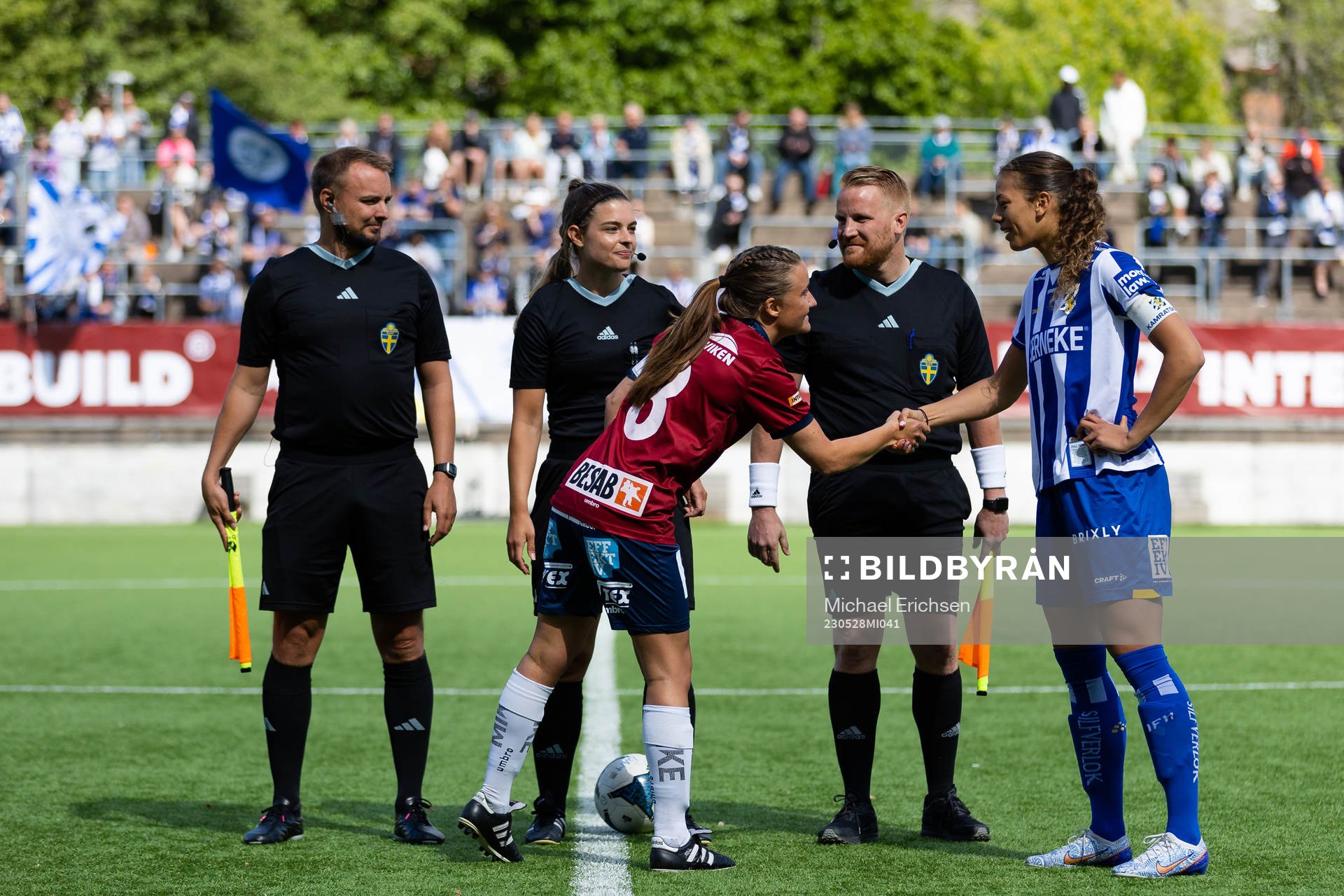 Örgrytes lagkapten Felicia Tengdahl och IFK Göteborgs