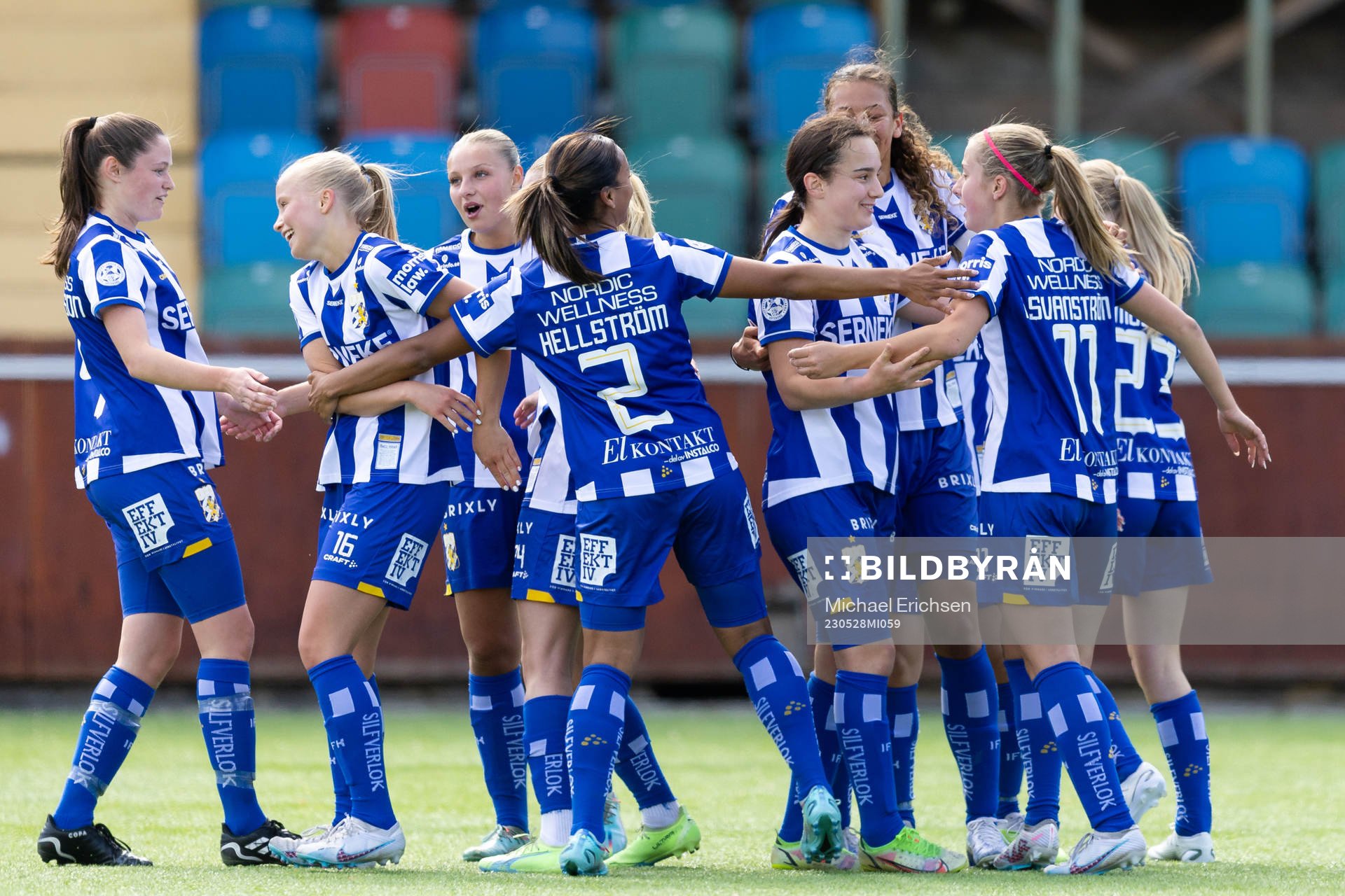 IFK Göteborgs Isabella Svanström jublar med lagkamrater