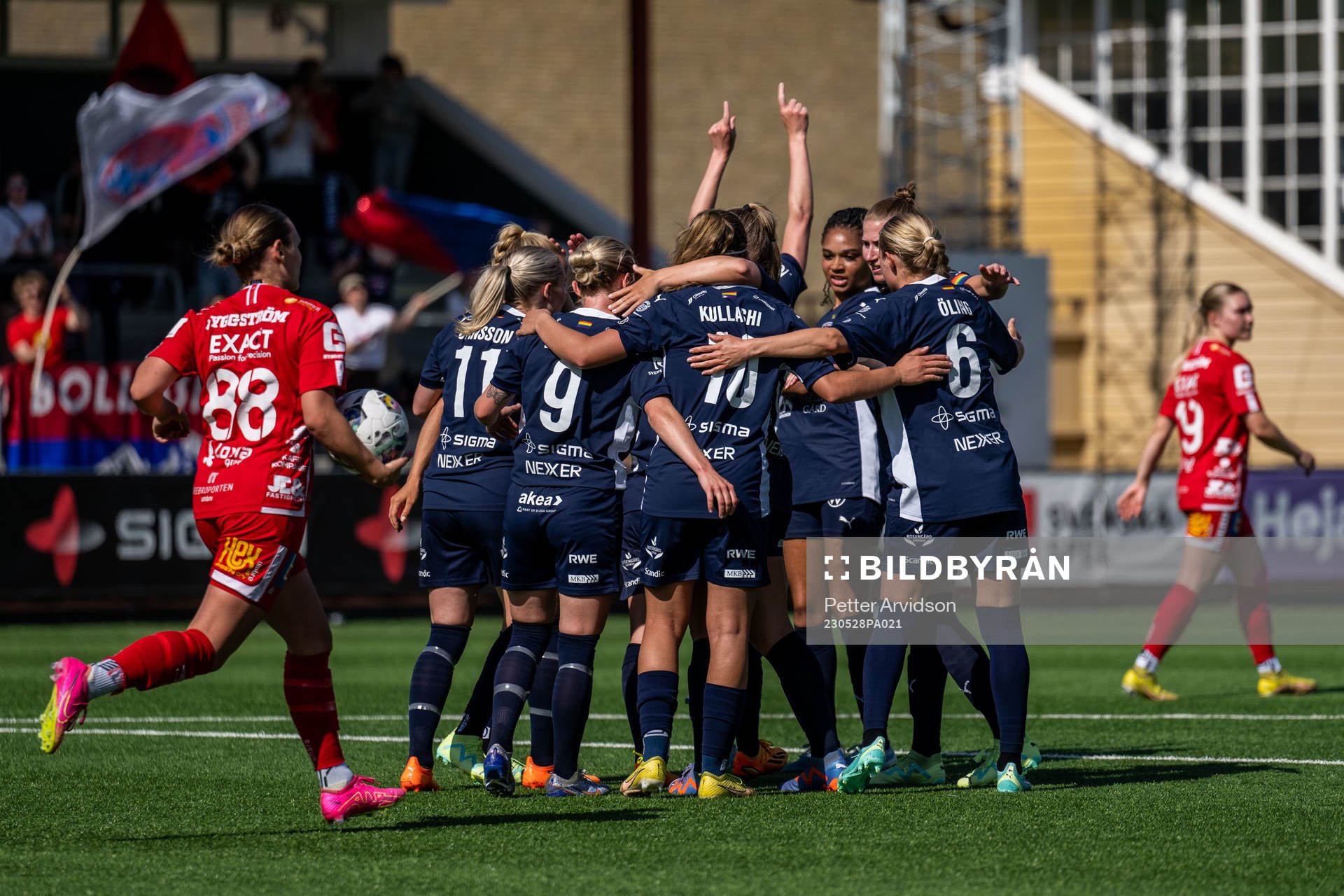 FC Rosengårds Olivia Schough jublar