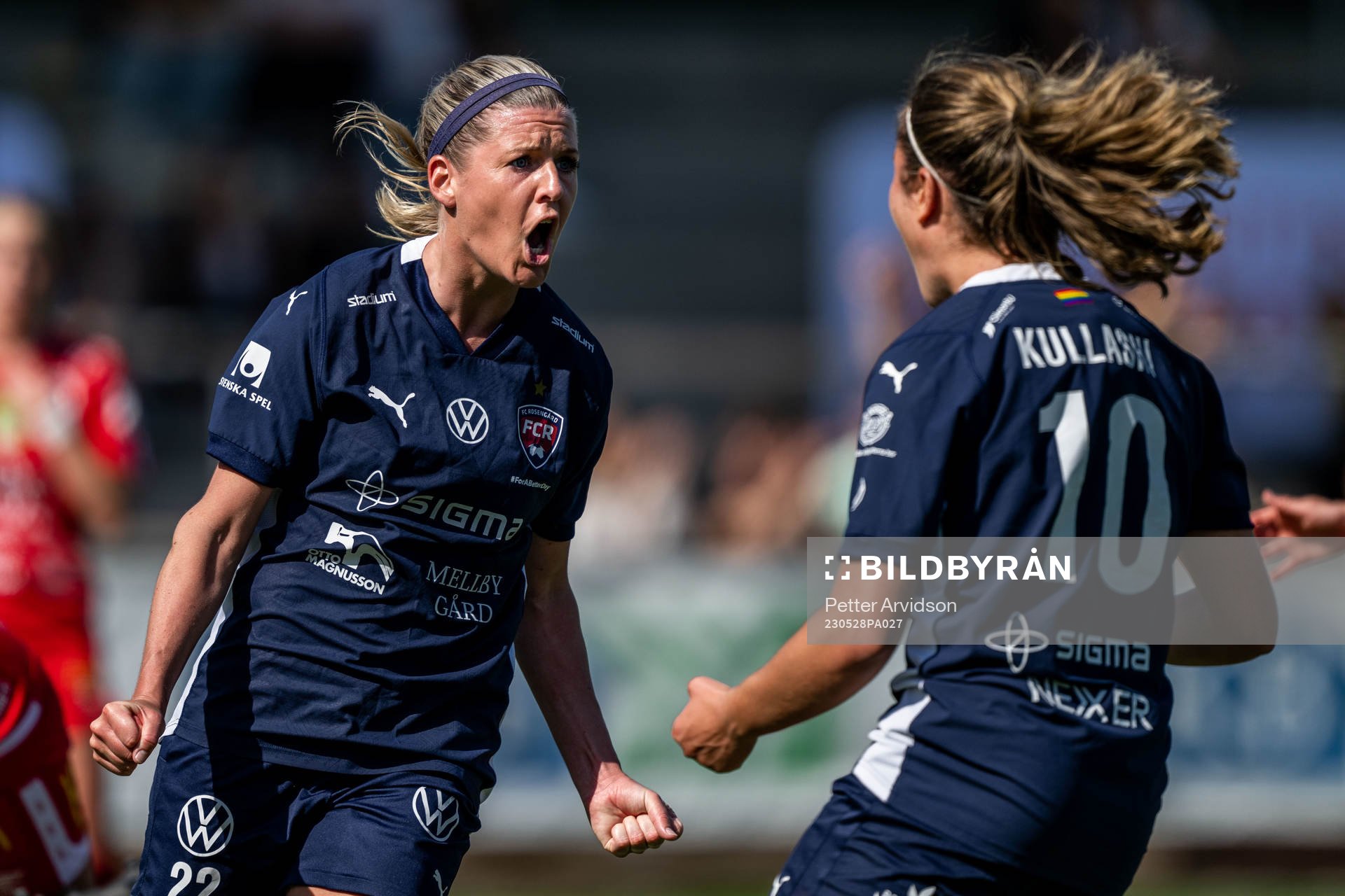 FC Rosengårds Olivia Schough jublar