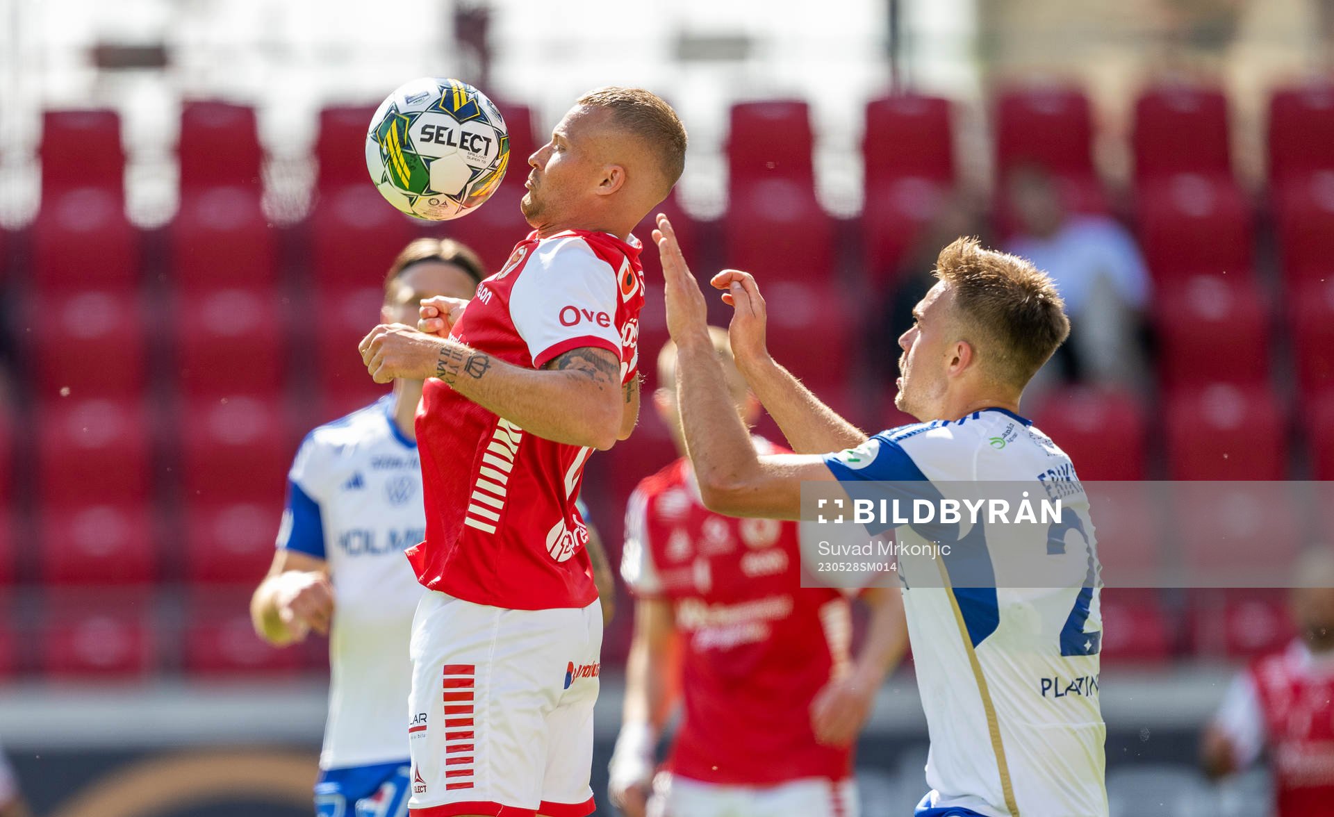 Kalmars Rasmus Sjöstedt och IFK Norrköpings Anton Eriksson