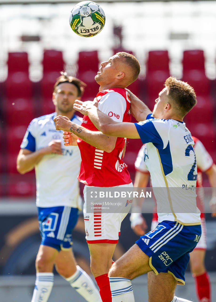 Kalmars Rasmus Sjöstedt och IFK Norrköpings Anton Eriksson