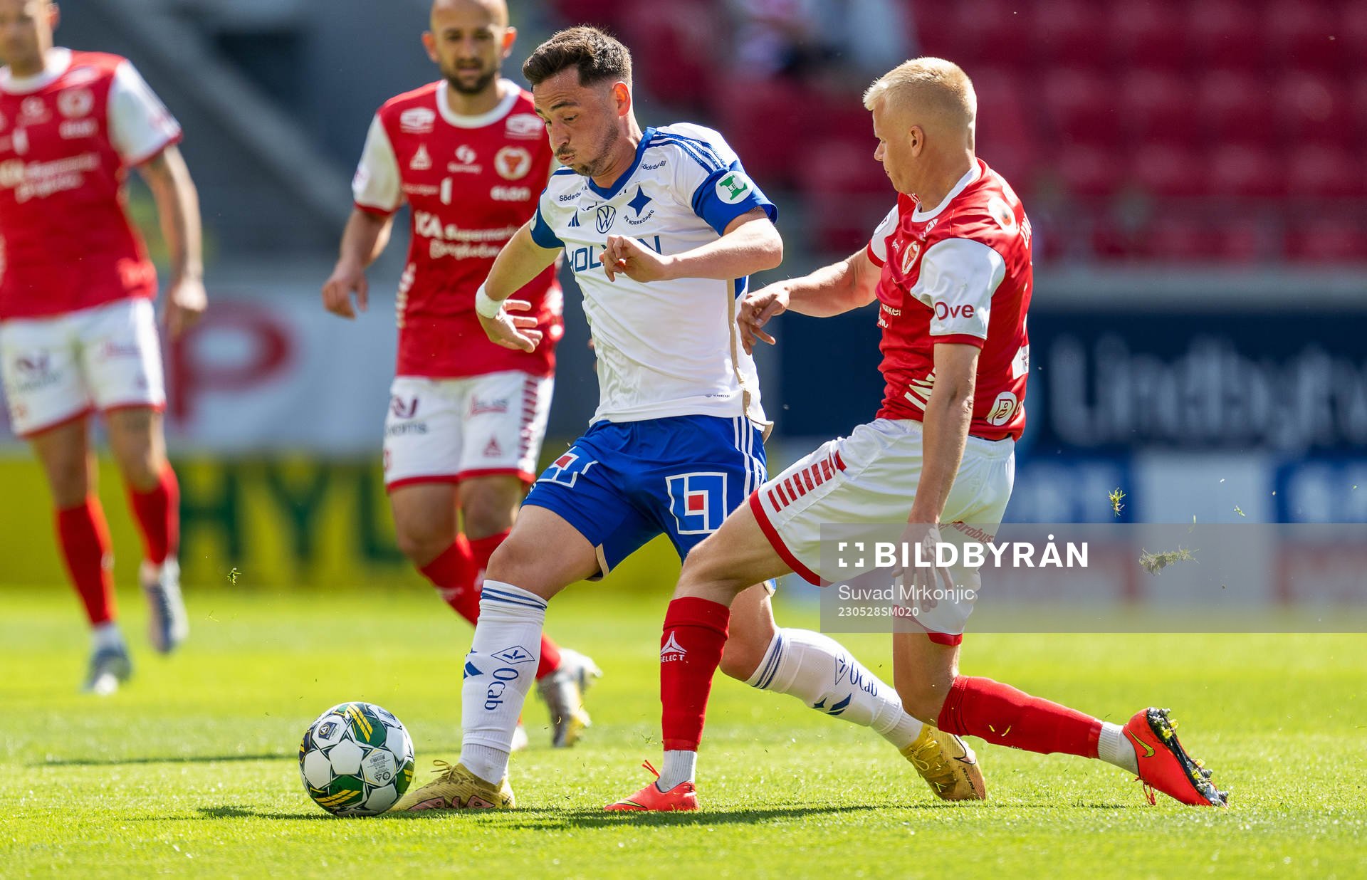 IFK Norrköpings Vito Hammershöy-Mistrati och Kalmars Axel