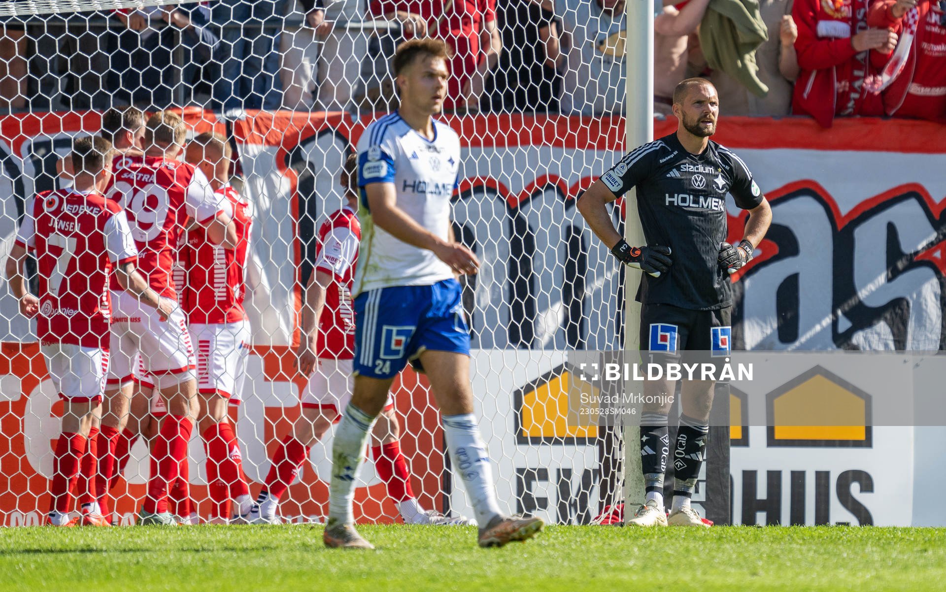 IFK Norrköpings Anton Eriksson och målvakt Oscar Jansson