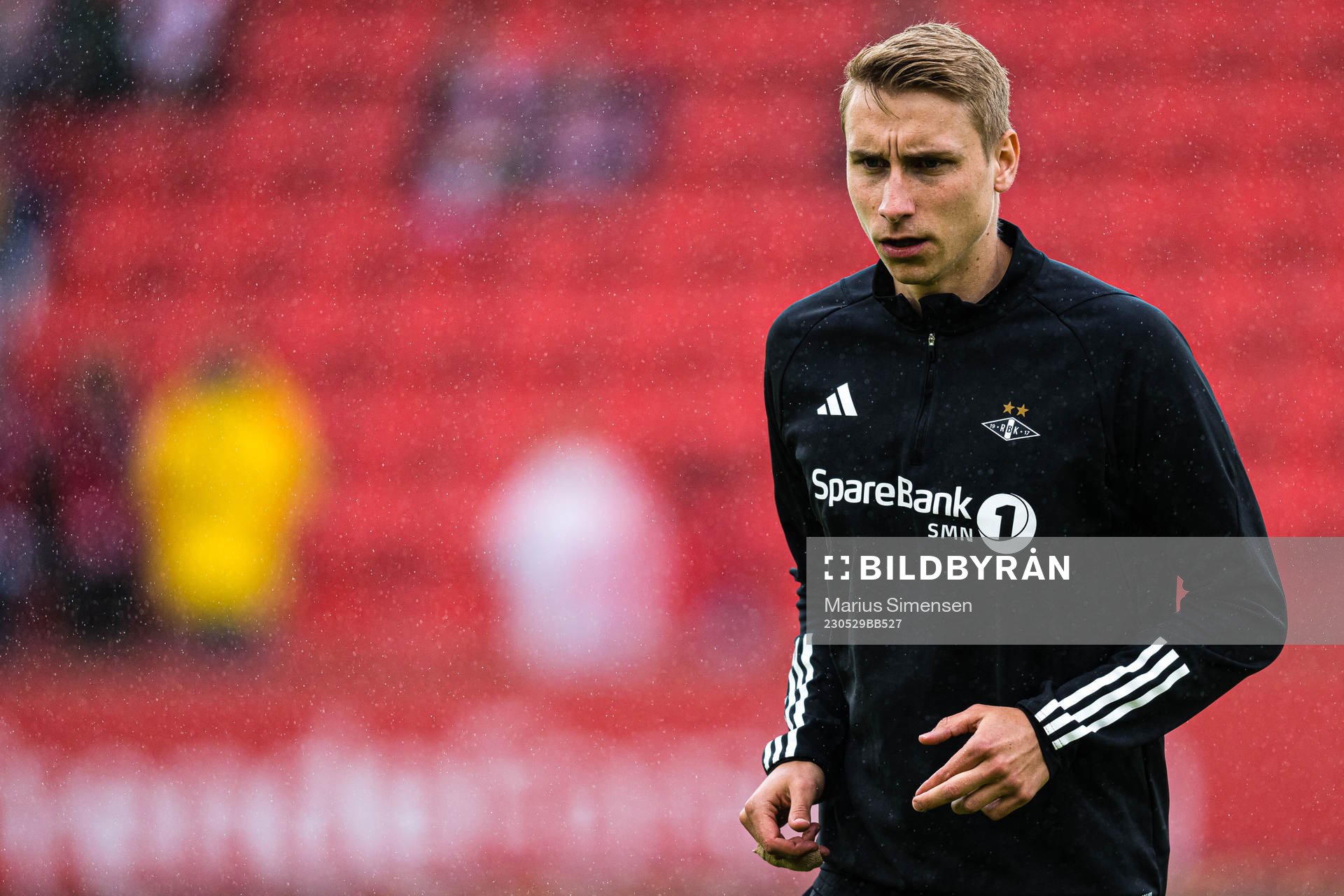 Ulrik Yttergård Jenssen of Rosenborg warms up
