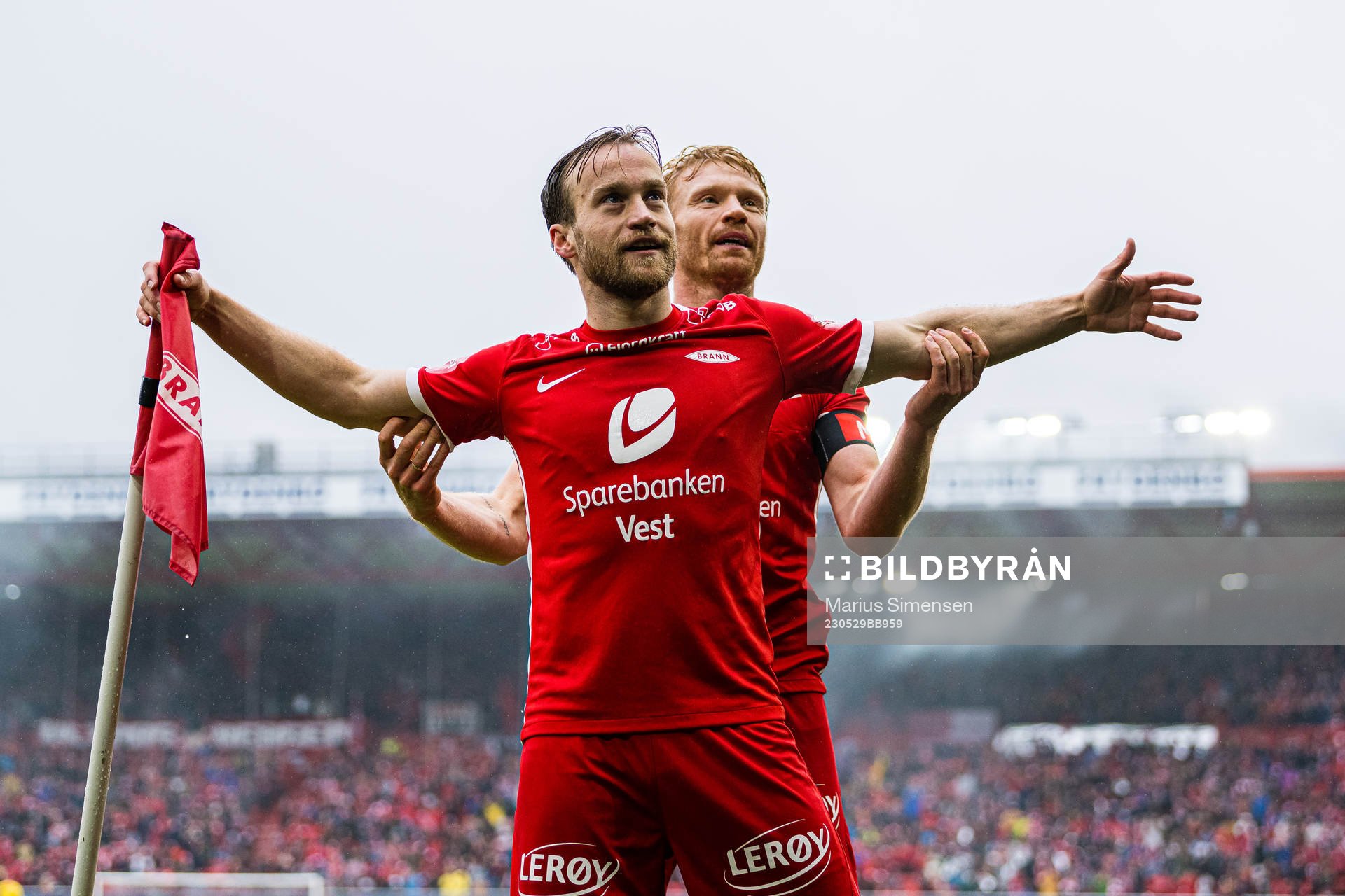 Bård Finne of Brann celebrates