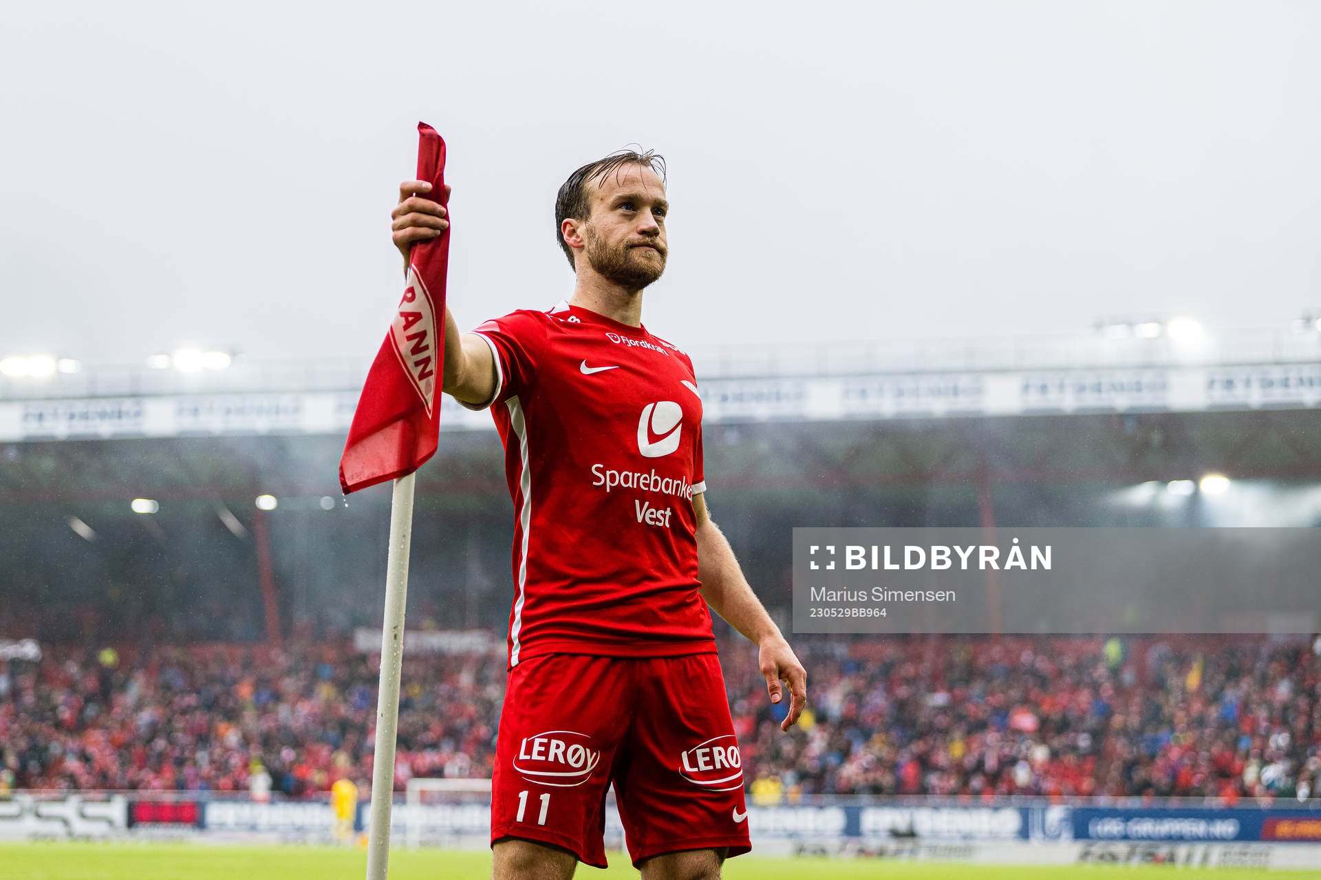 Bård Finne of Brann celebrates