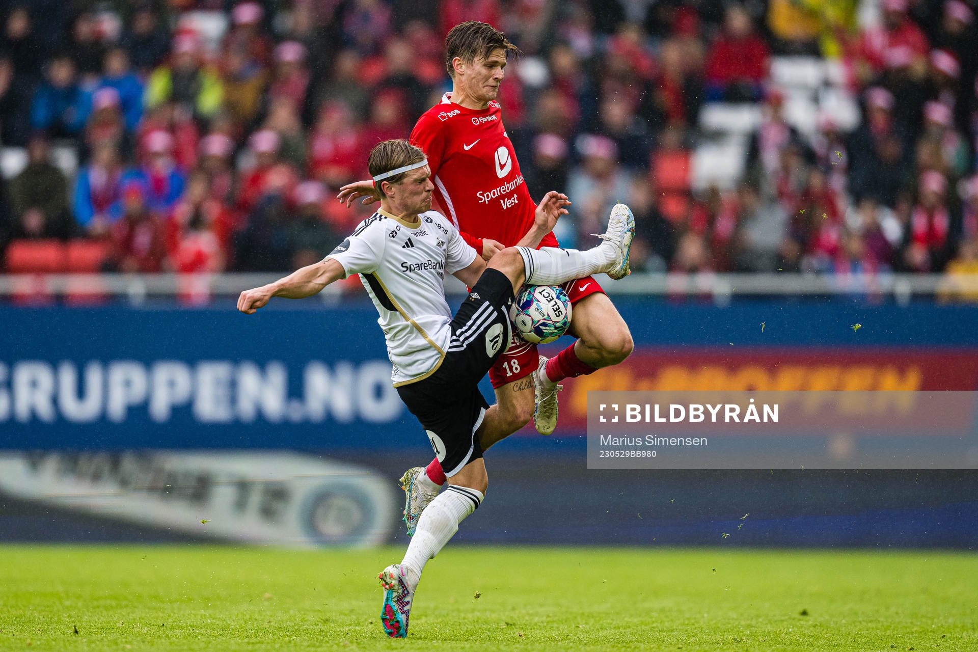 Olaus Jair Skarsem of Rosenborg and David Møller Wolfe of