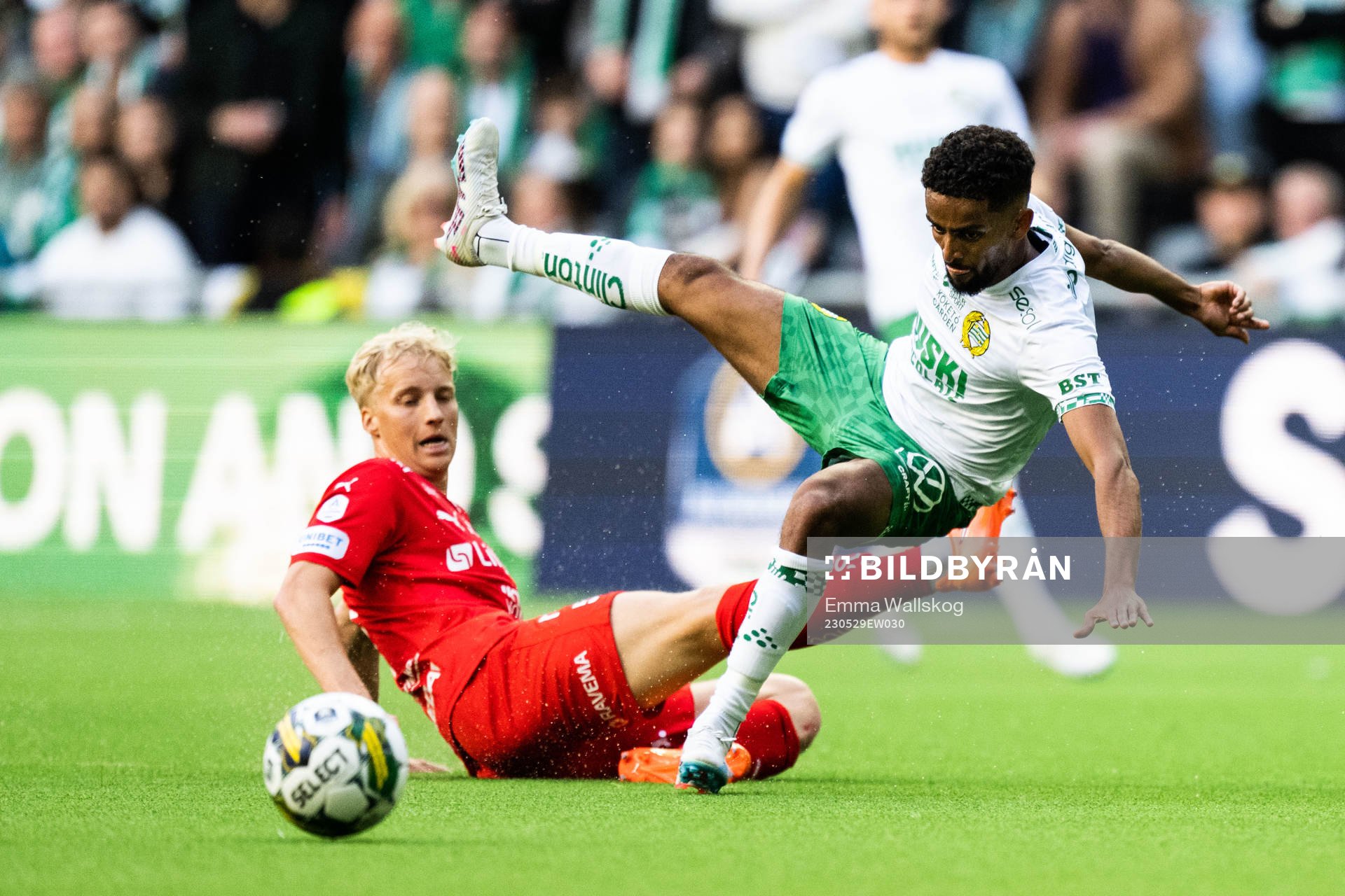 Värnamos Victor Larsson och Hammarbys Tesfaldet Tekie
