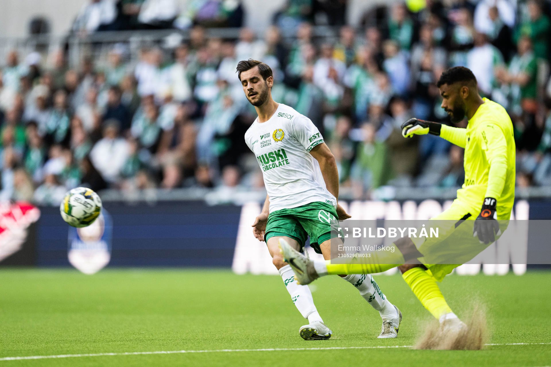 Hammarbys Adi Nalic och Värnamos Jonathan Ursin Rasheed