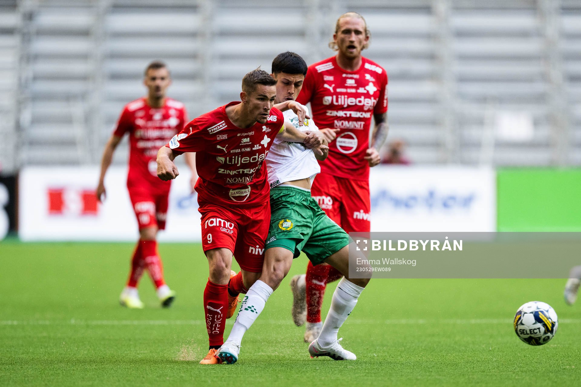 Värnamos Oscar Johansson och Hammarbys Alper Demirol