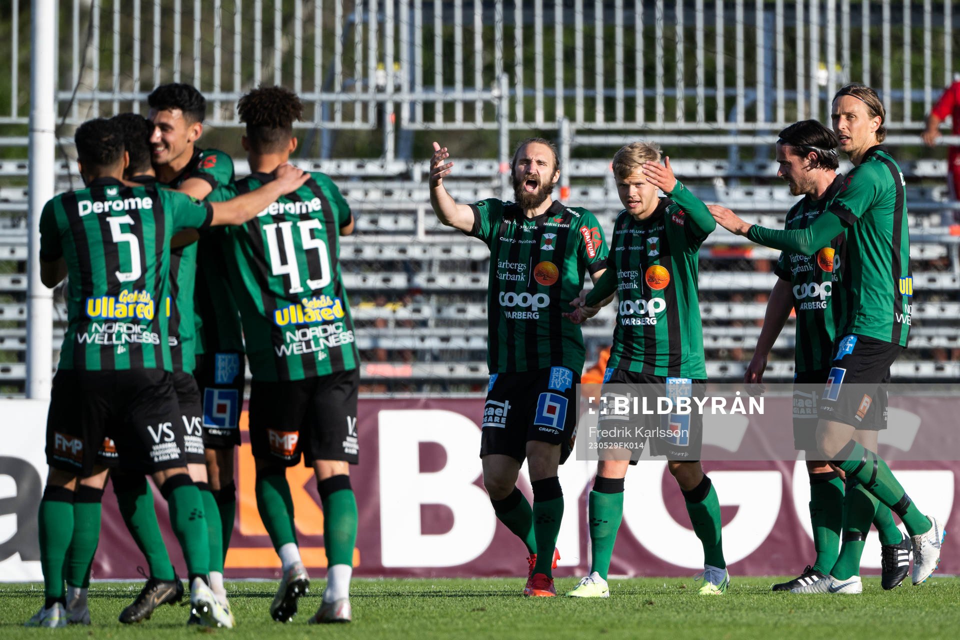 Varbergs spelare jublar